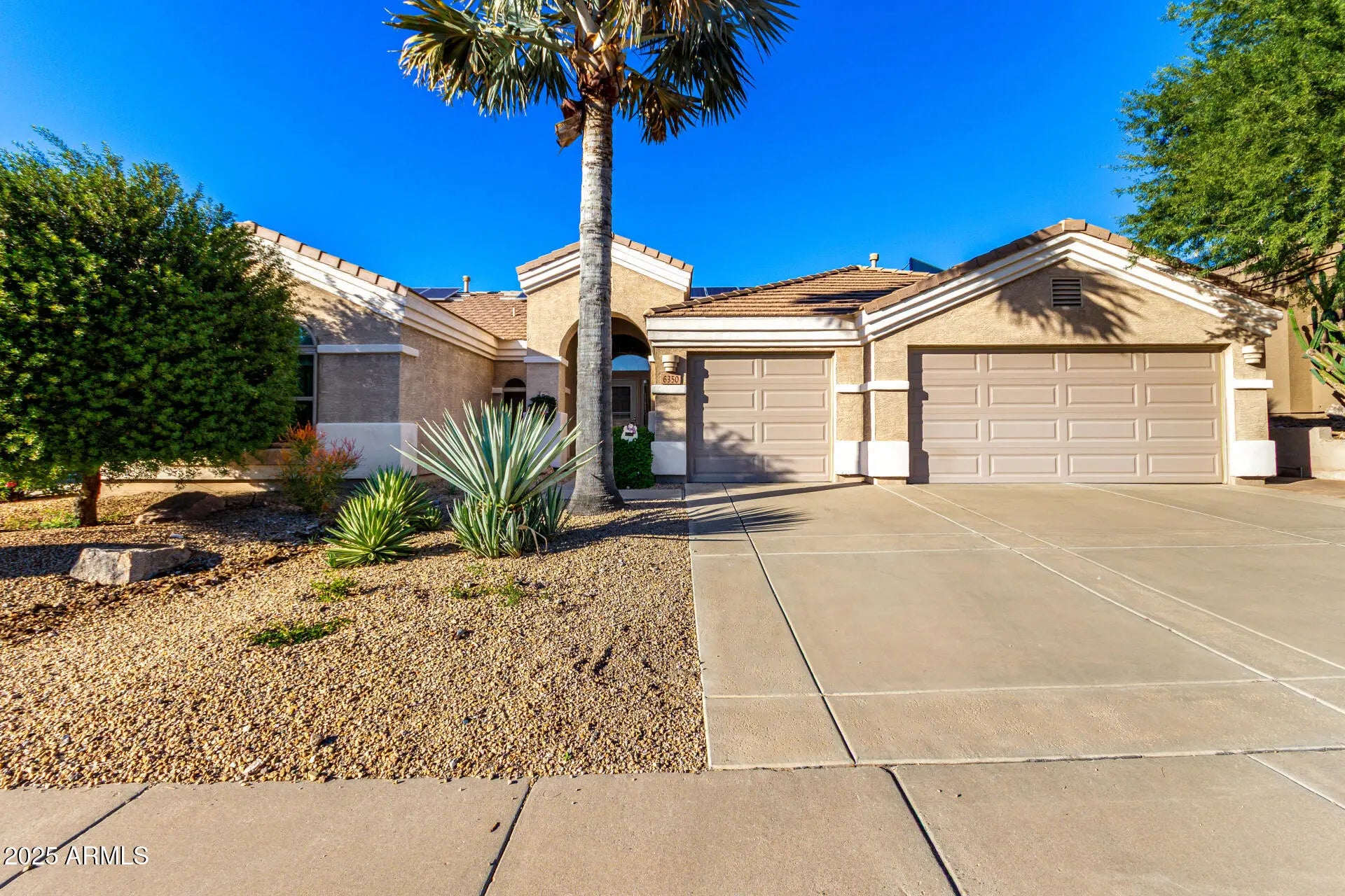 Photo of Listing #6953415