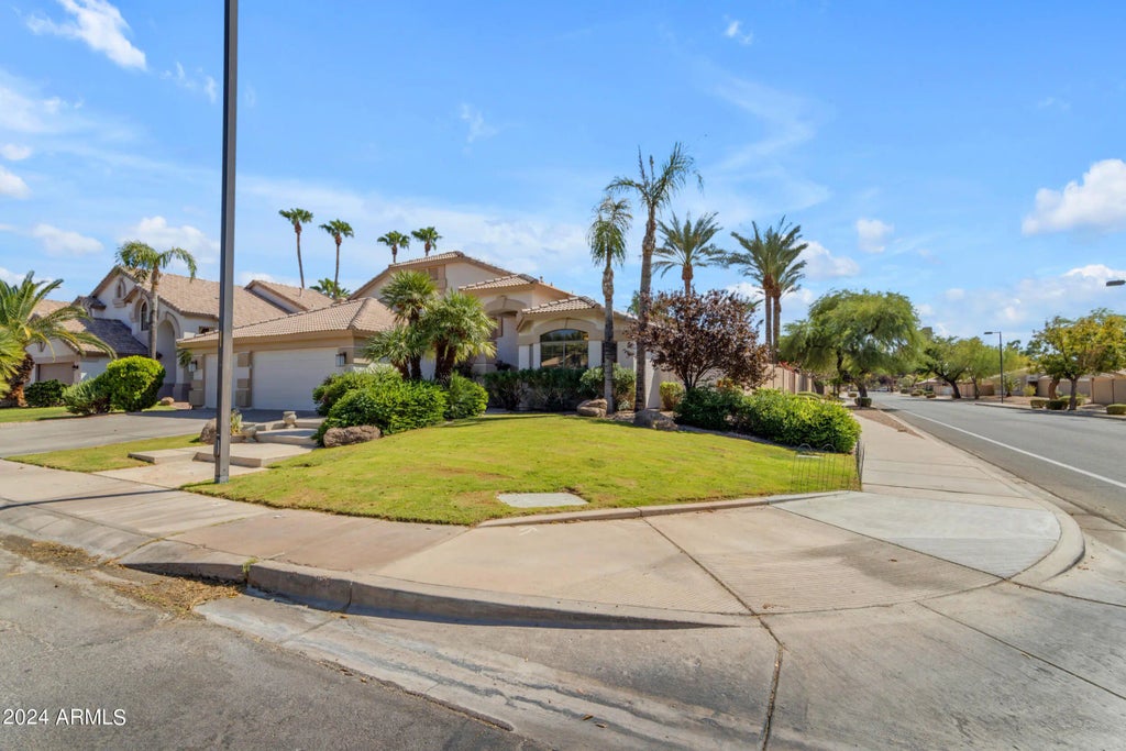 1805 E Appaloosa Road, Gilbert
