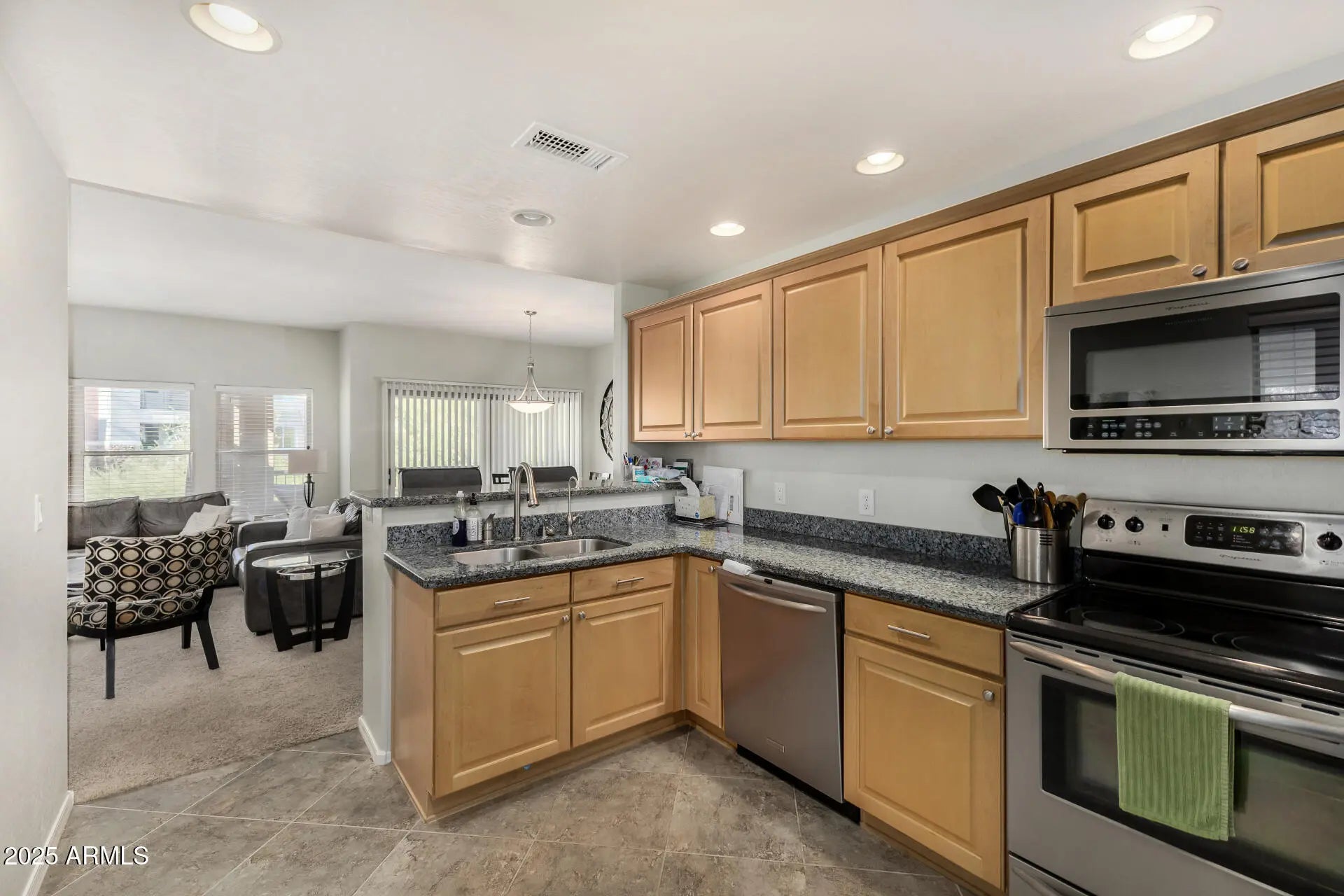 Photo of Listing #6953579