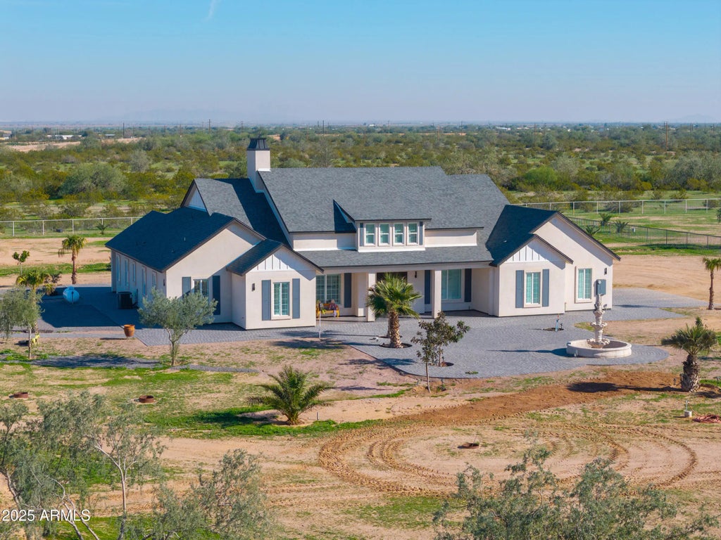 233 N Pettoshas Drive, Maricopa