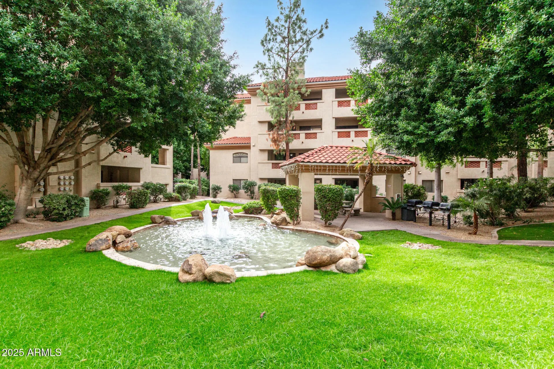 Photo of Listing #6953719