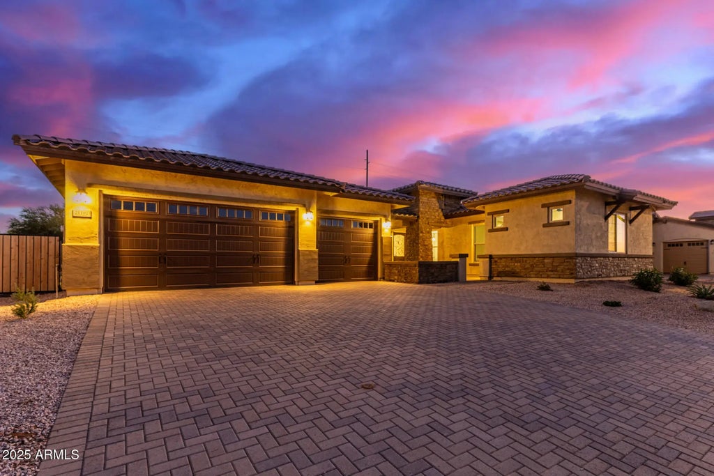 21107 E Diana Way, Queen Creek