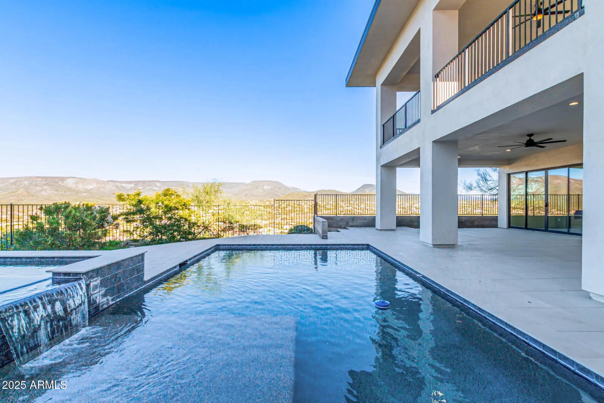 Photo of Listing #6953932