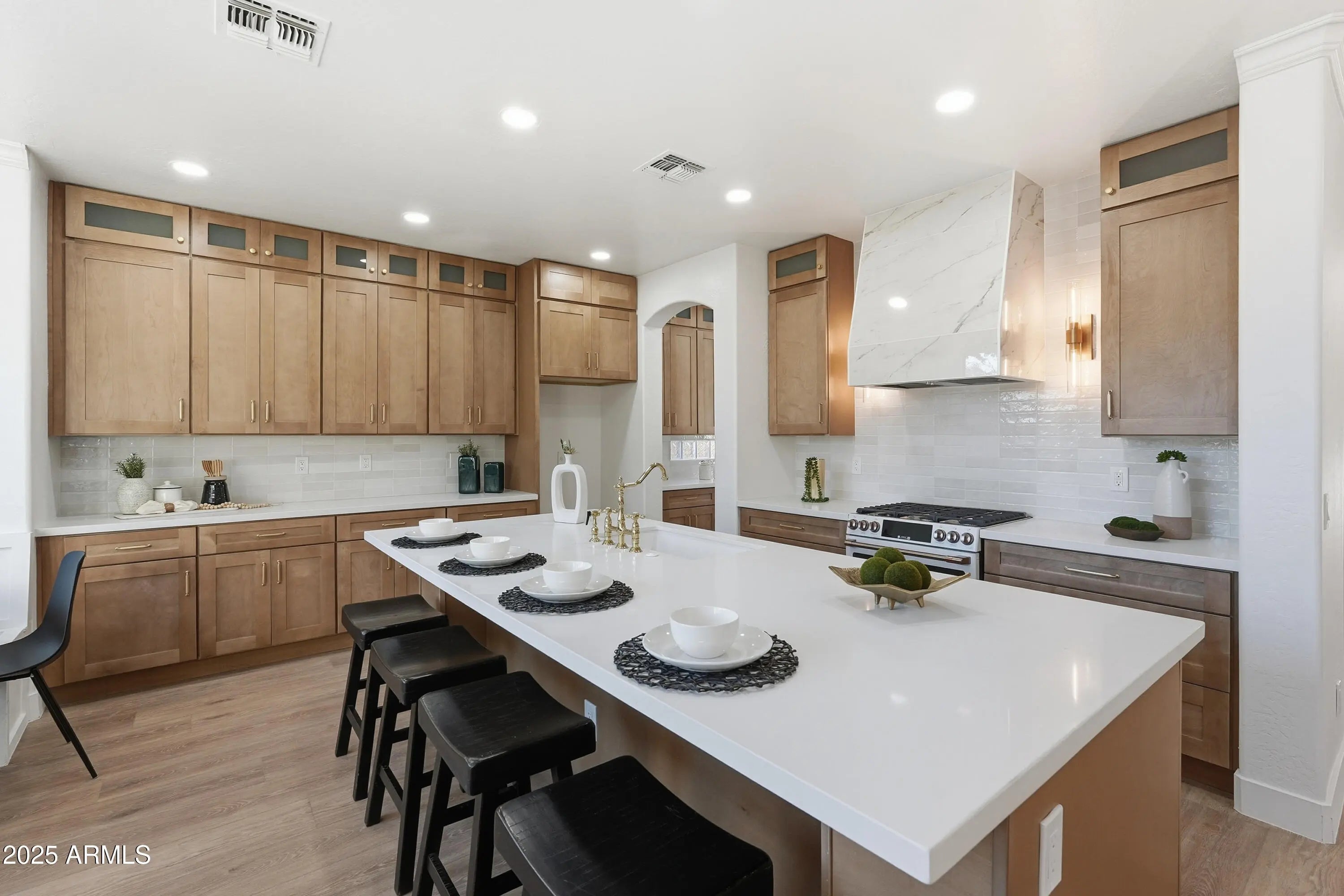 Photo of Listing #6954605