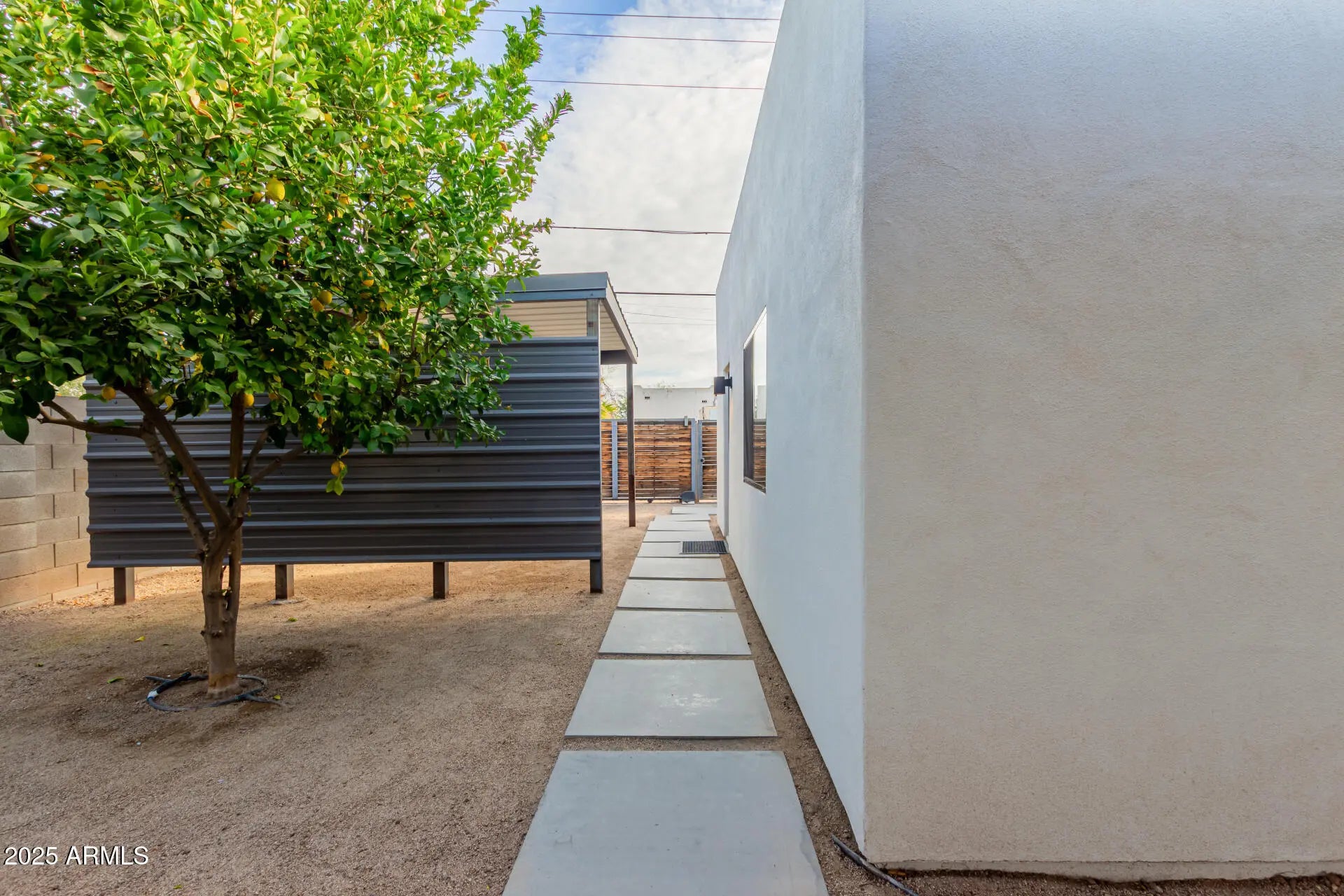 Photo of Listing #6955107