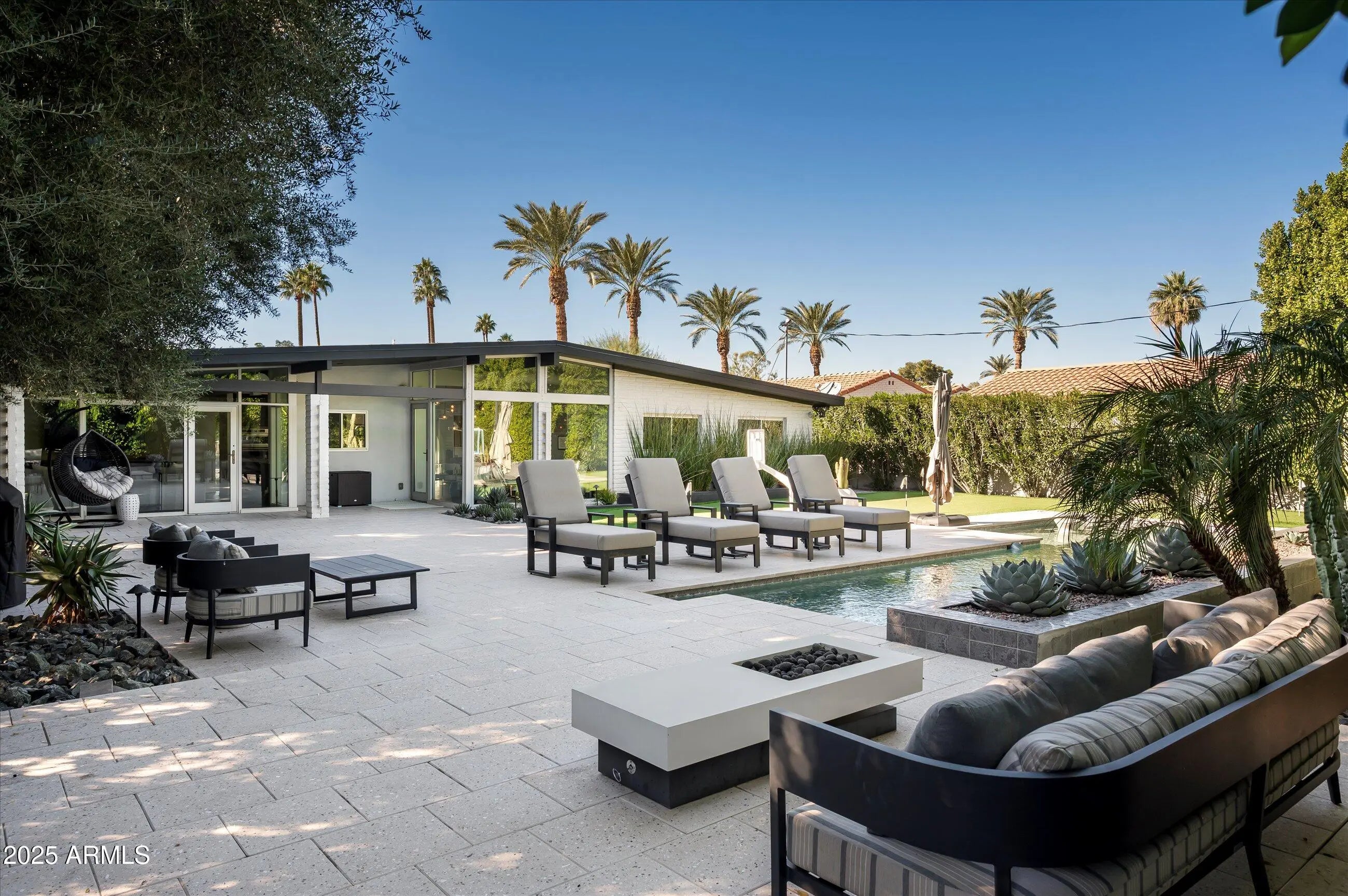 Photo of Listing #6955064