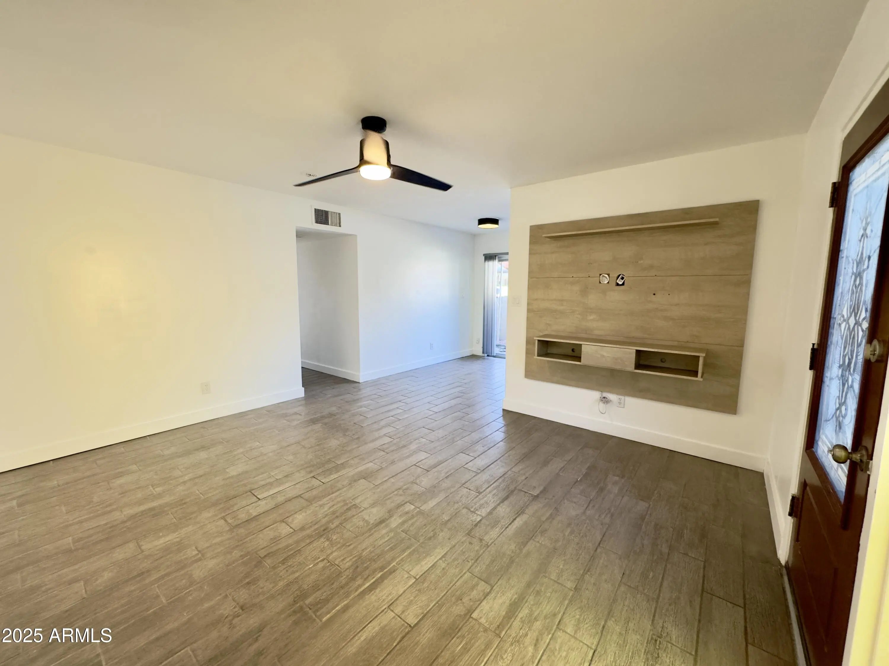 Photo of Listing #6954156