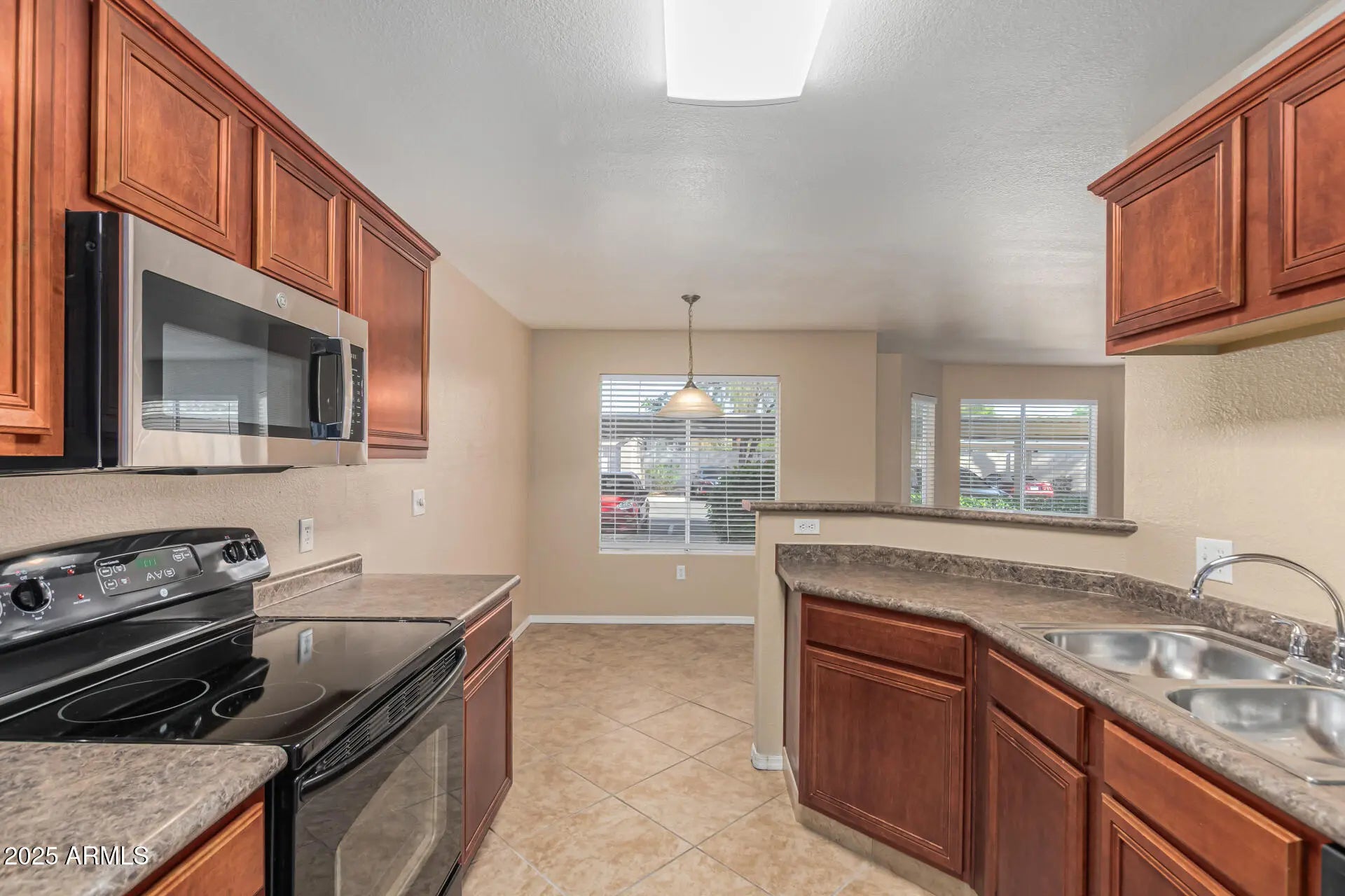 Photo of Listing #6954117