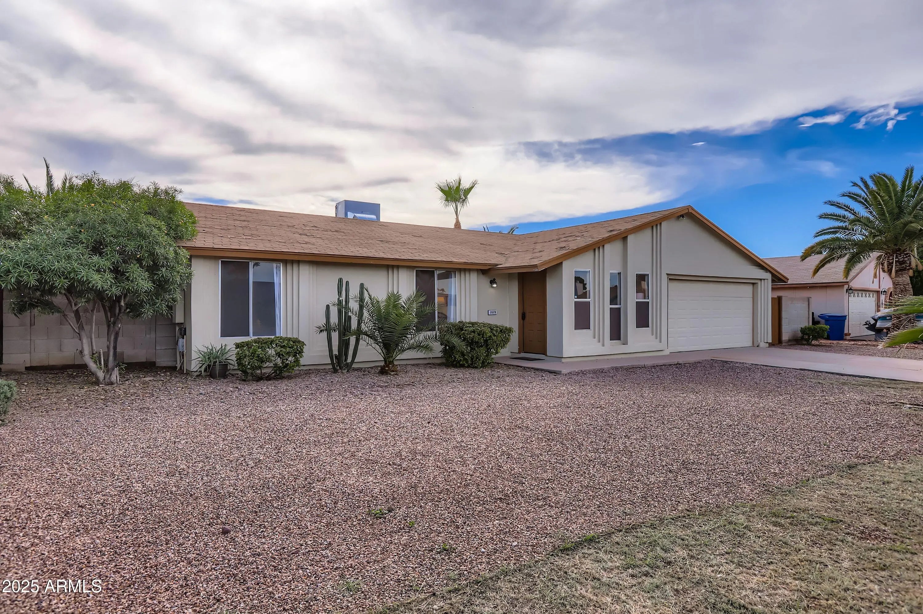 Photo of Listing #6954464