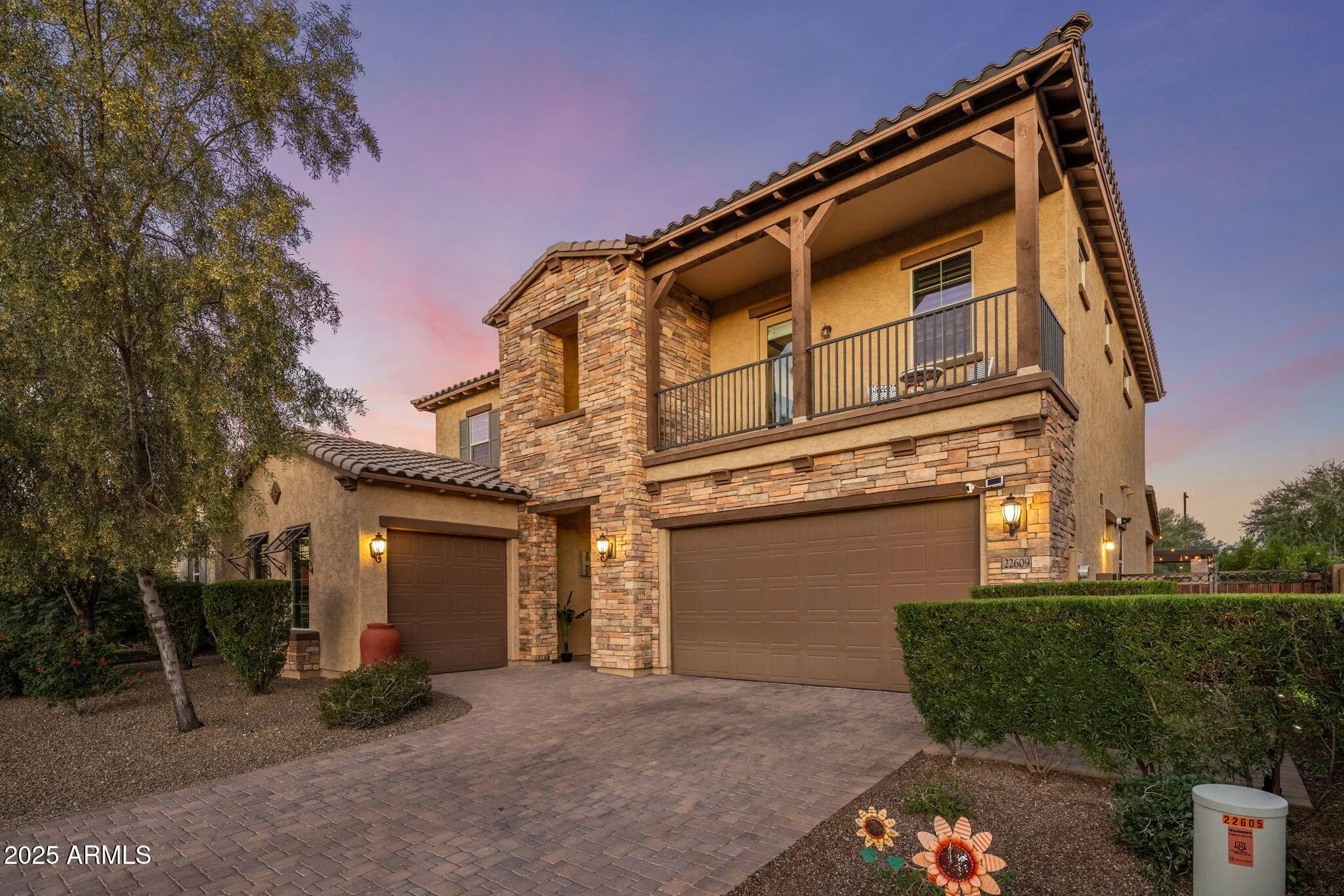 Photo of Listing #6955416