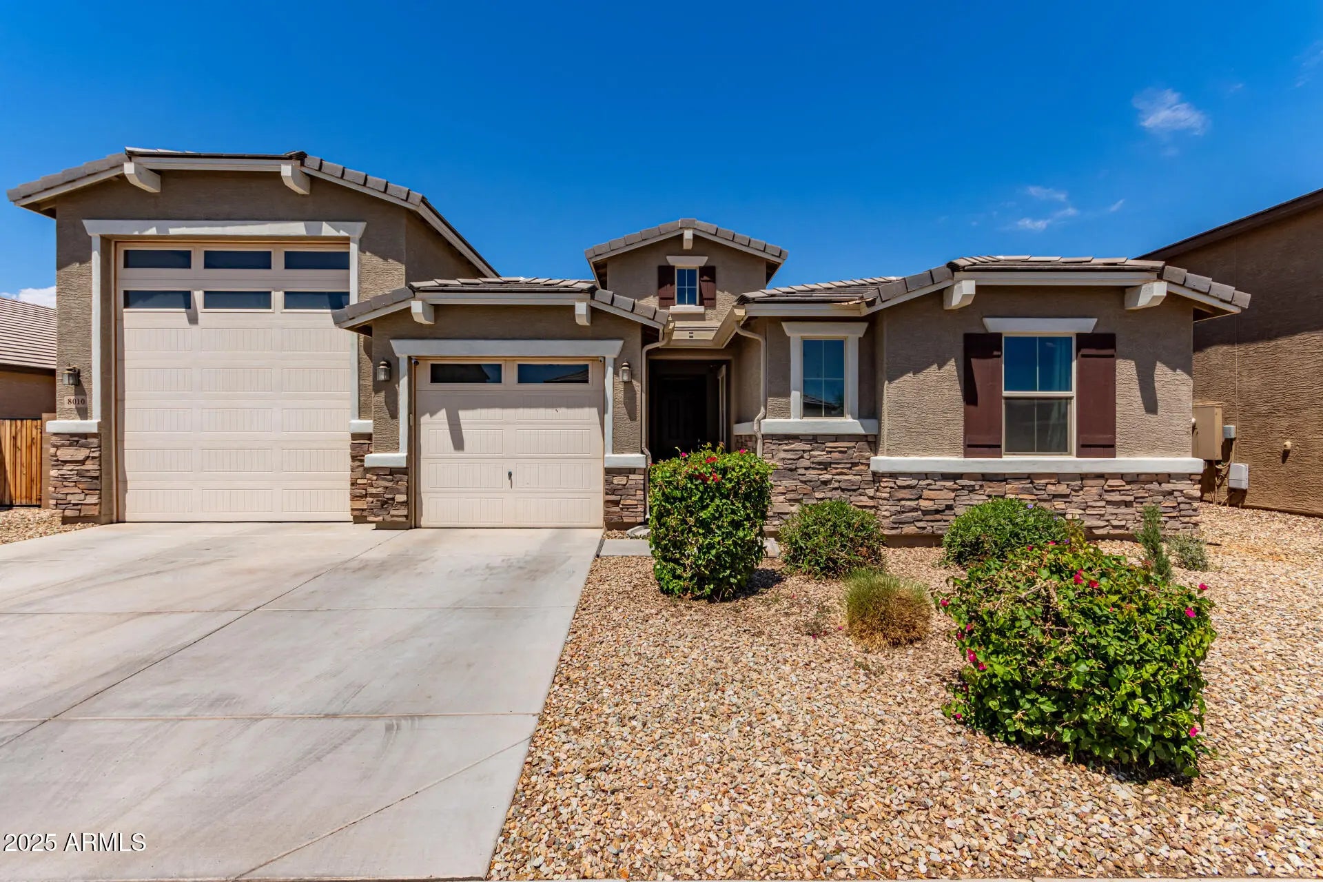 Photo of Listing #6954461