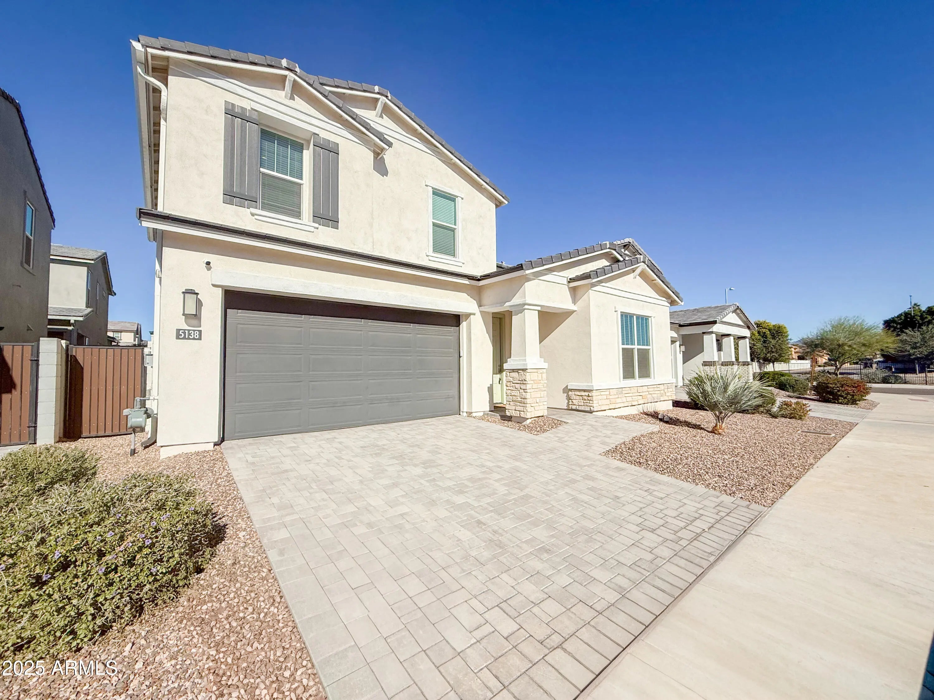 Photo of Listing #6954628