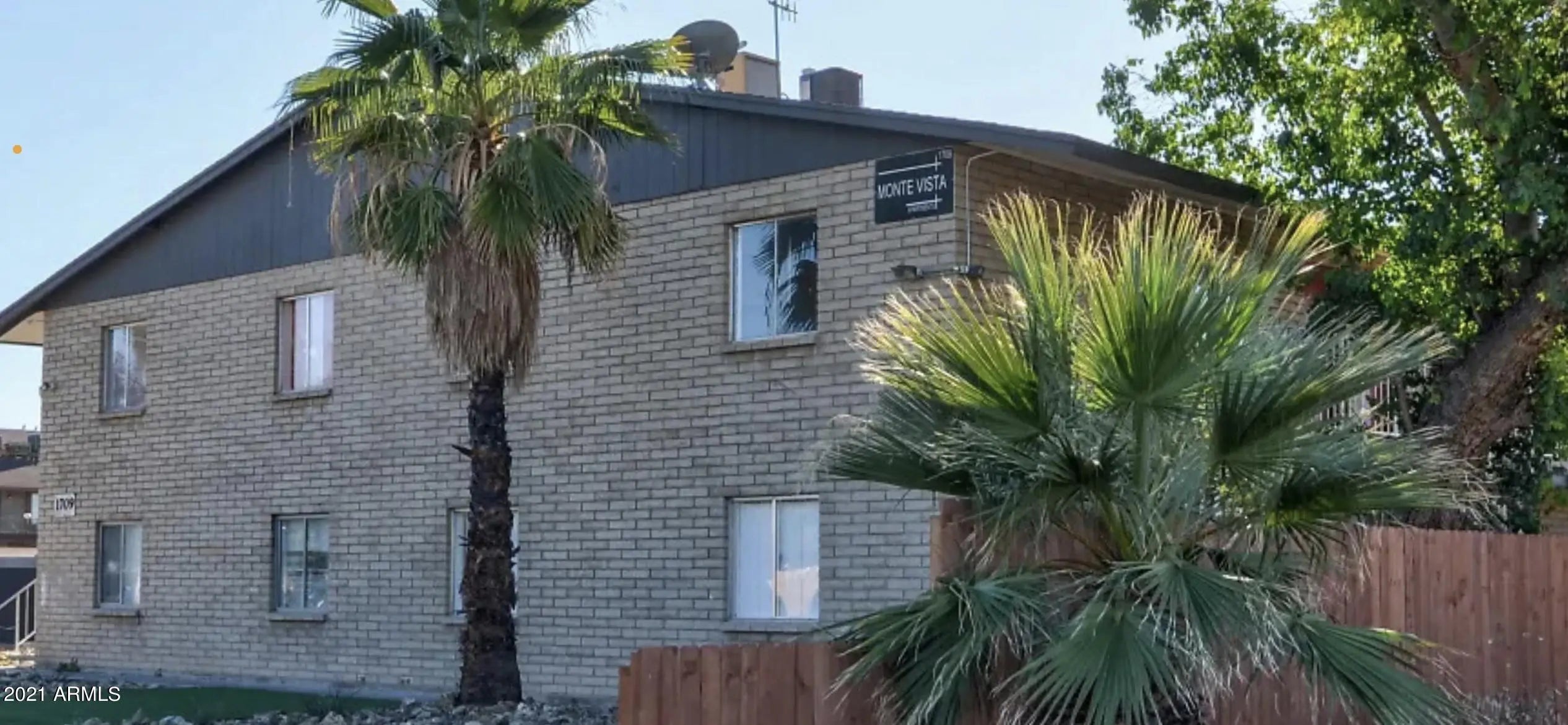 Photo of Listing #6954492