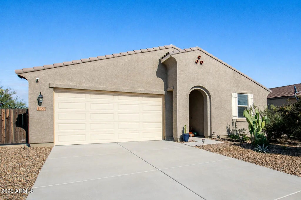 7286 E Bobwhite Court, San Tan Valley