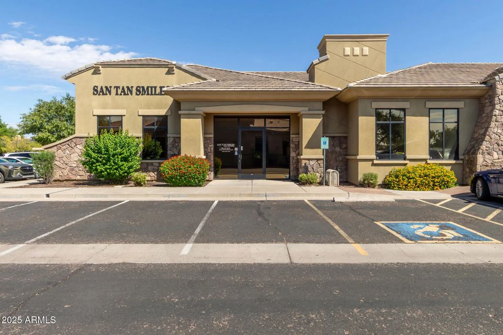 1355 S Higley Road (unit 114), Gilbert