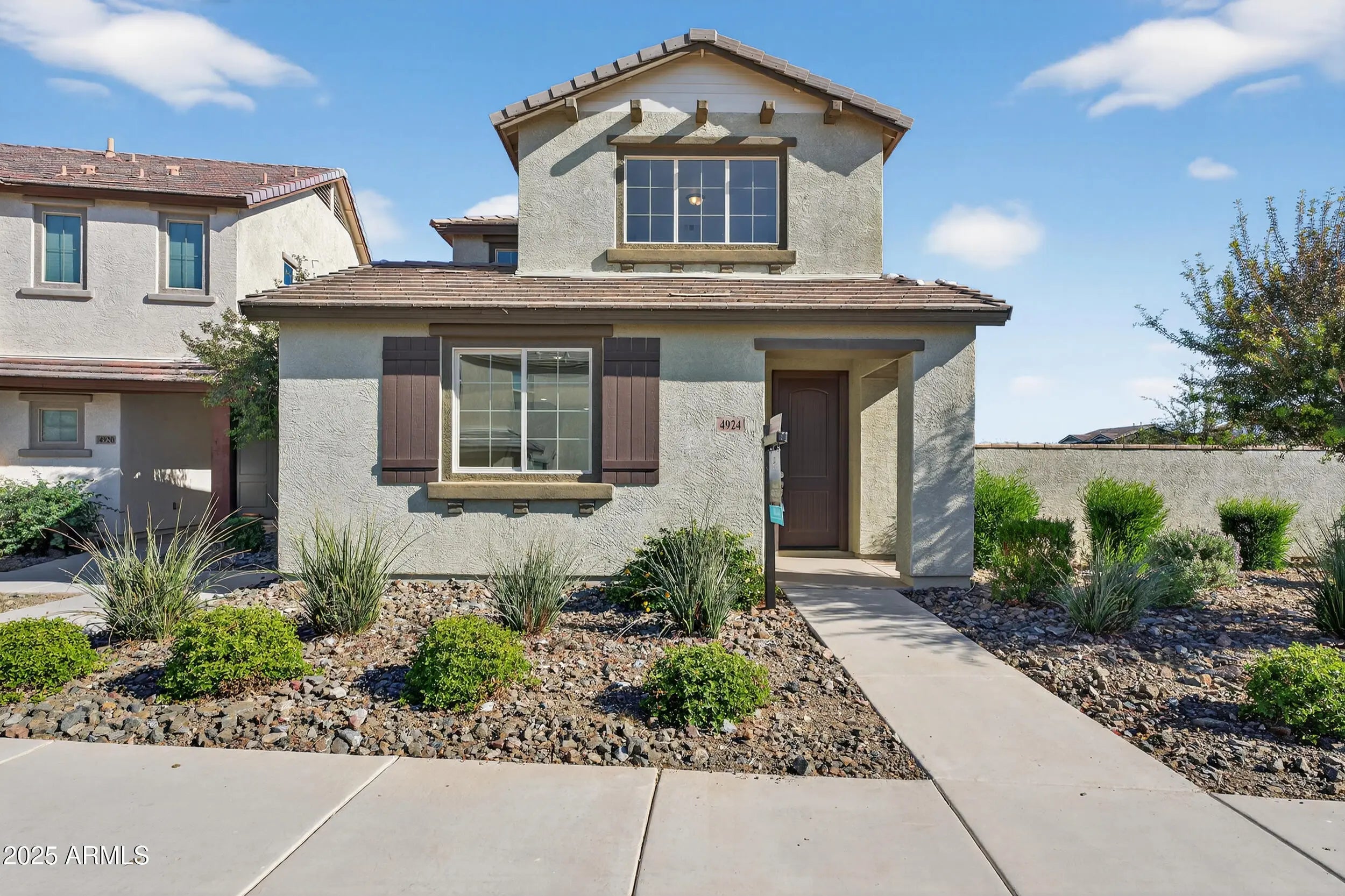 Photo of Listing #6954907