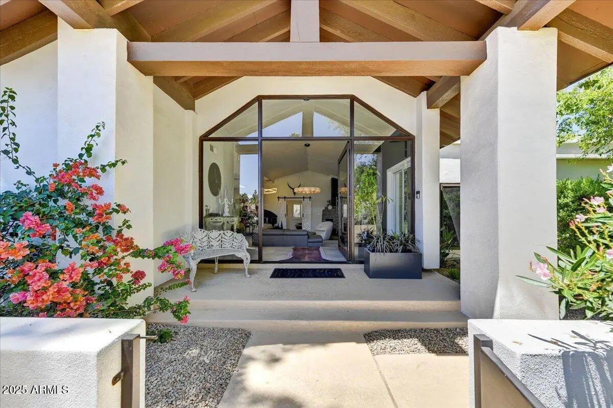 Photo of Listing #6955312