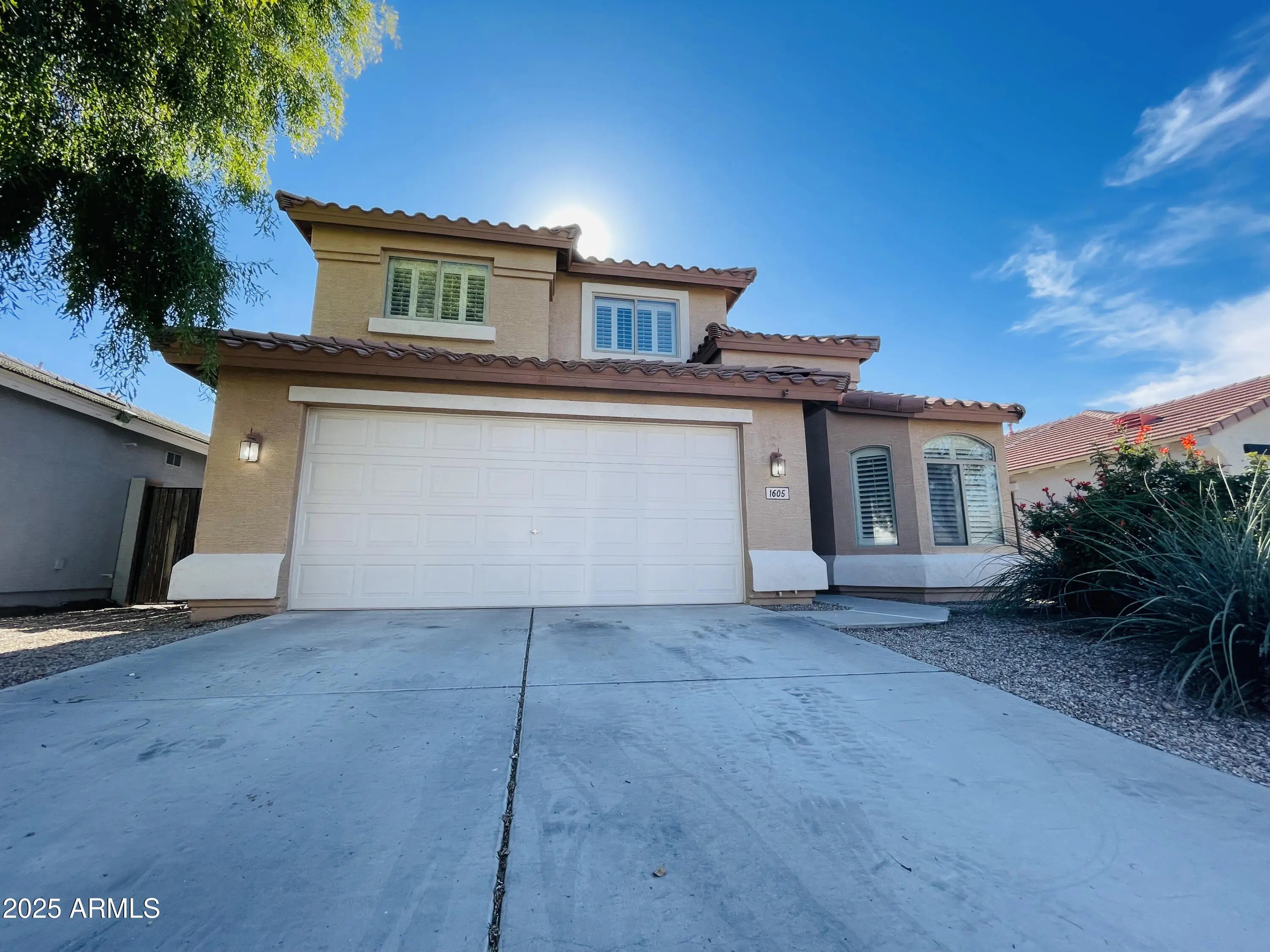 Photo of Listing #6955310