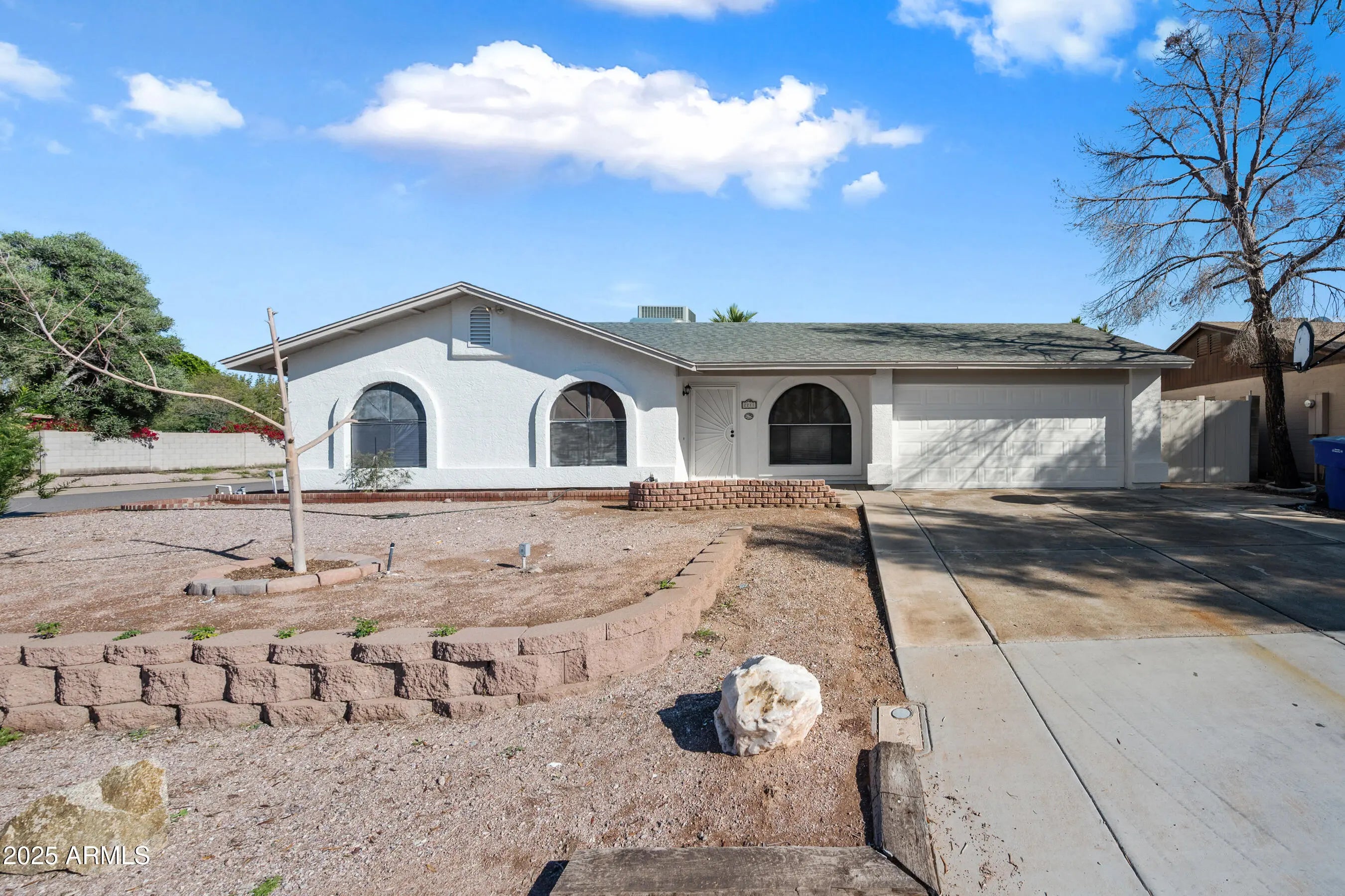 Photo of Listing #6955378