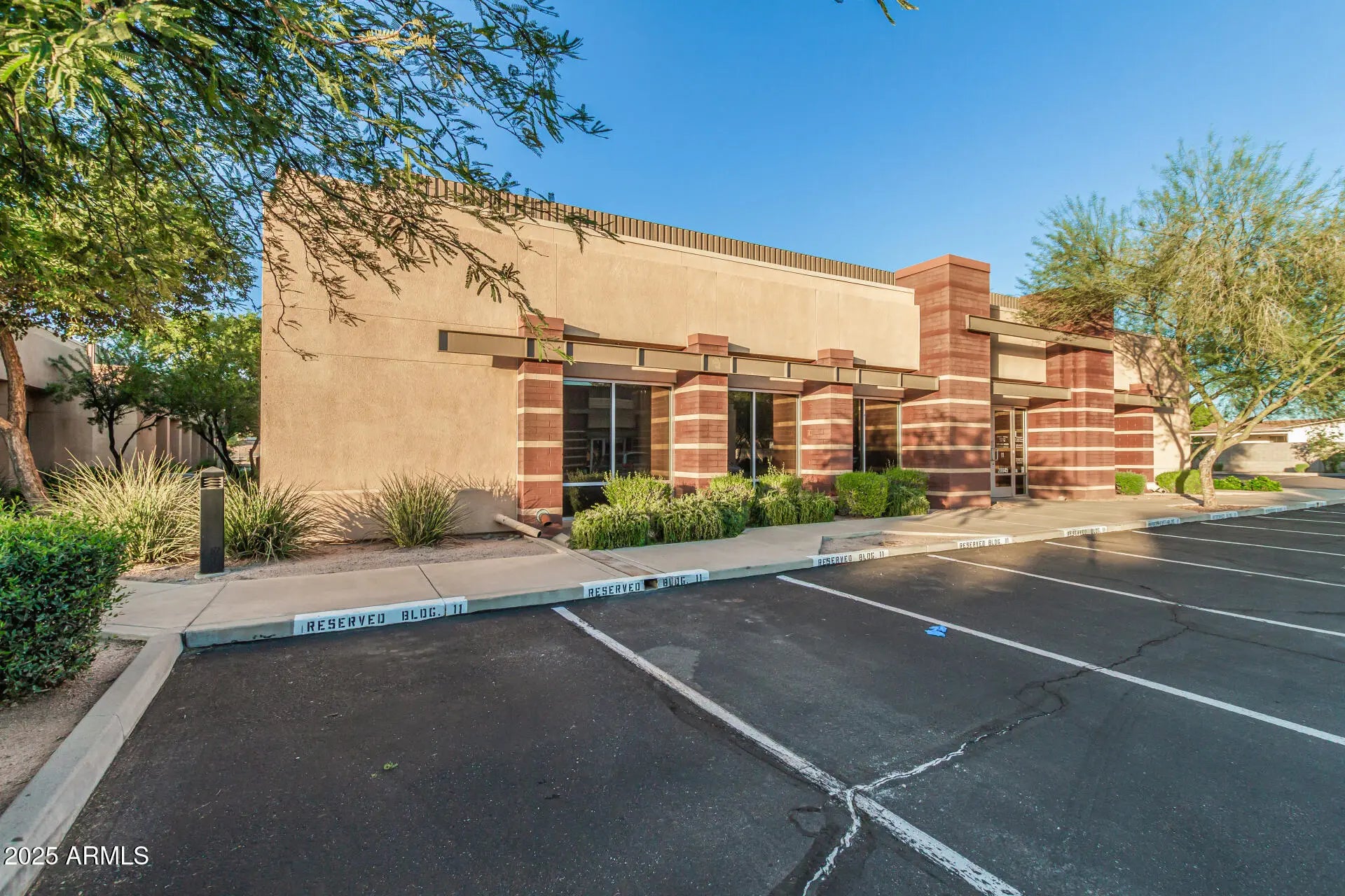 Photo of Listing #6955815