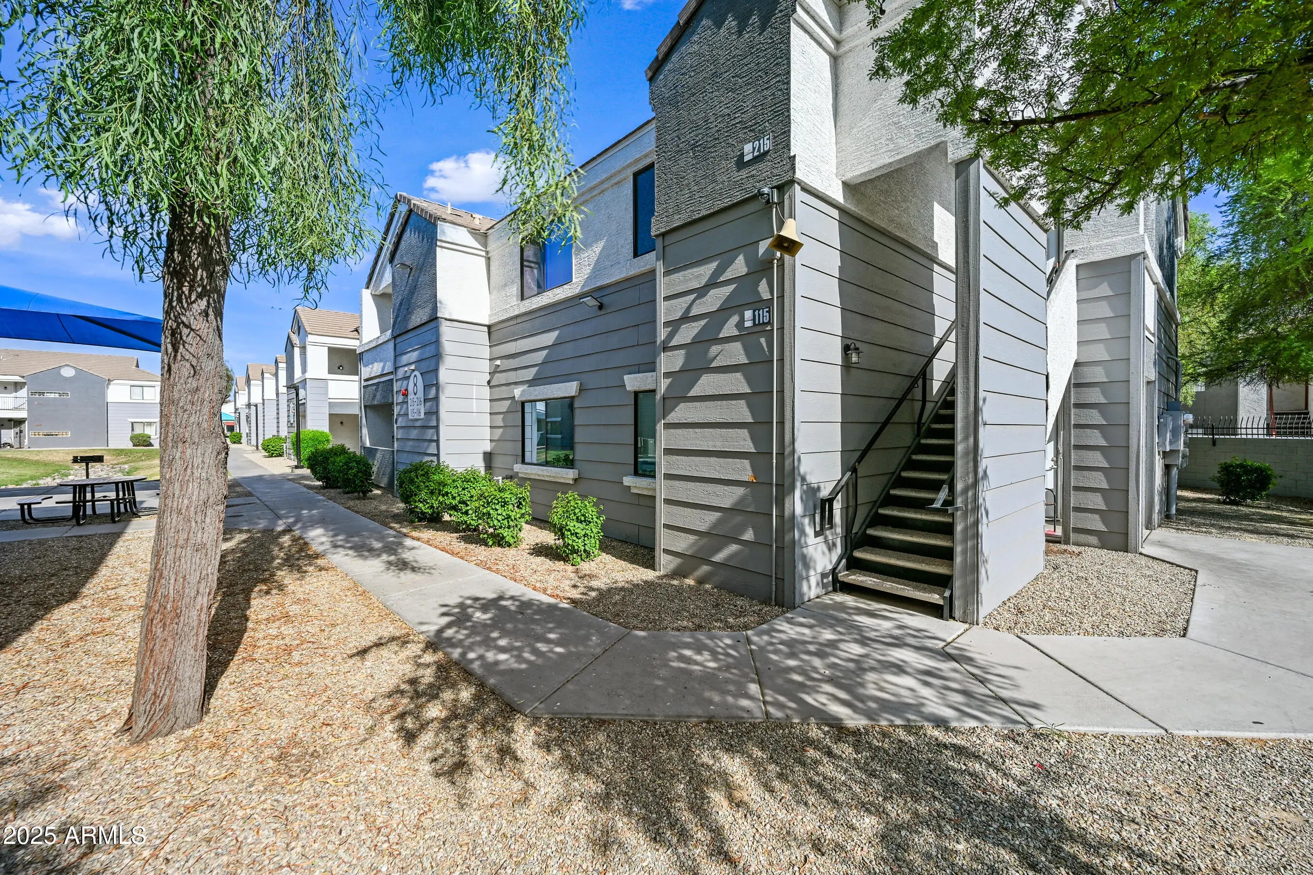 Photo of Listing #6955569