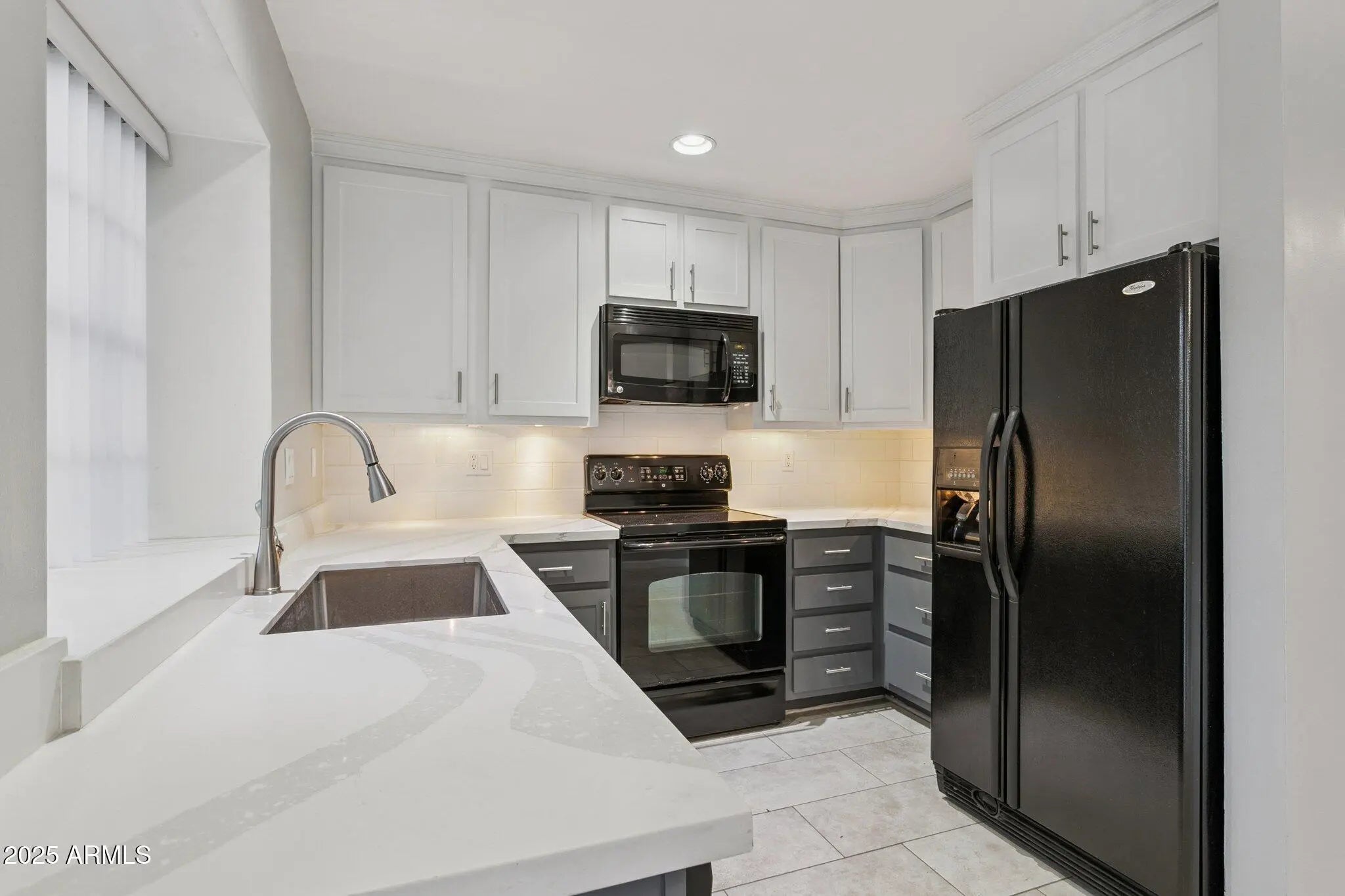 Photo of Listing #6955593