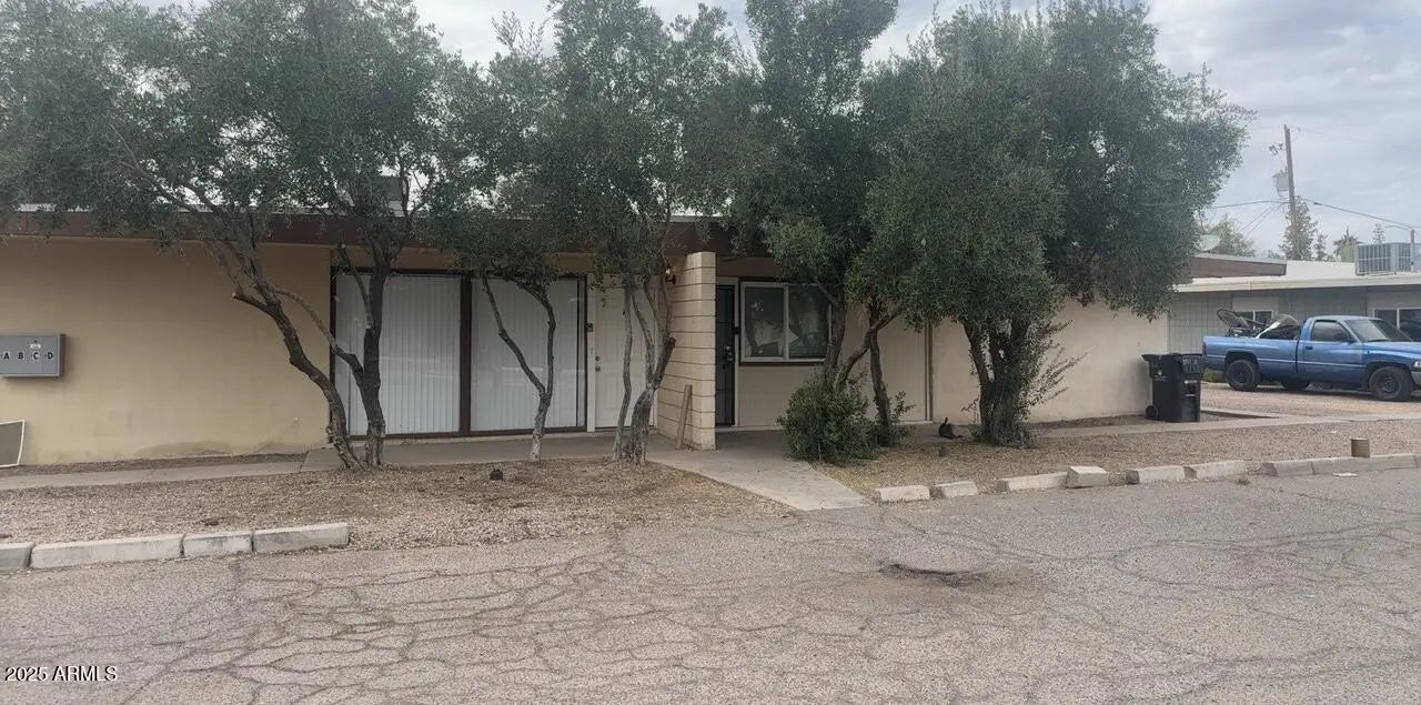 Photo of Listing #6955676