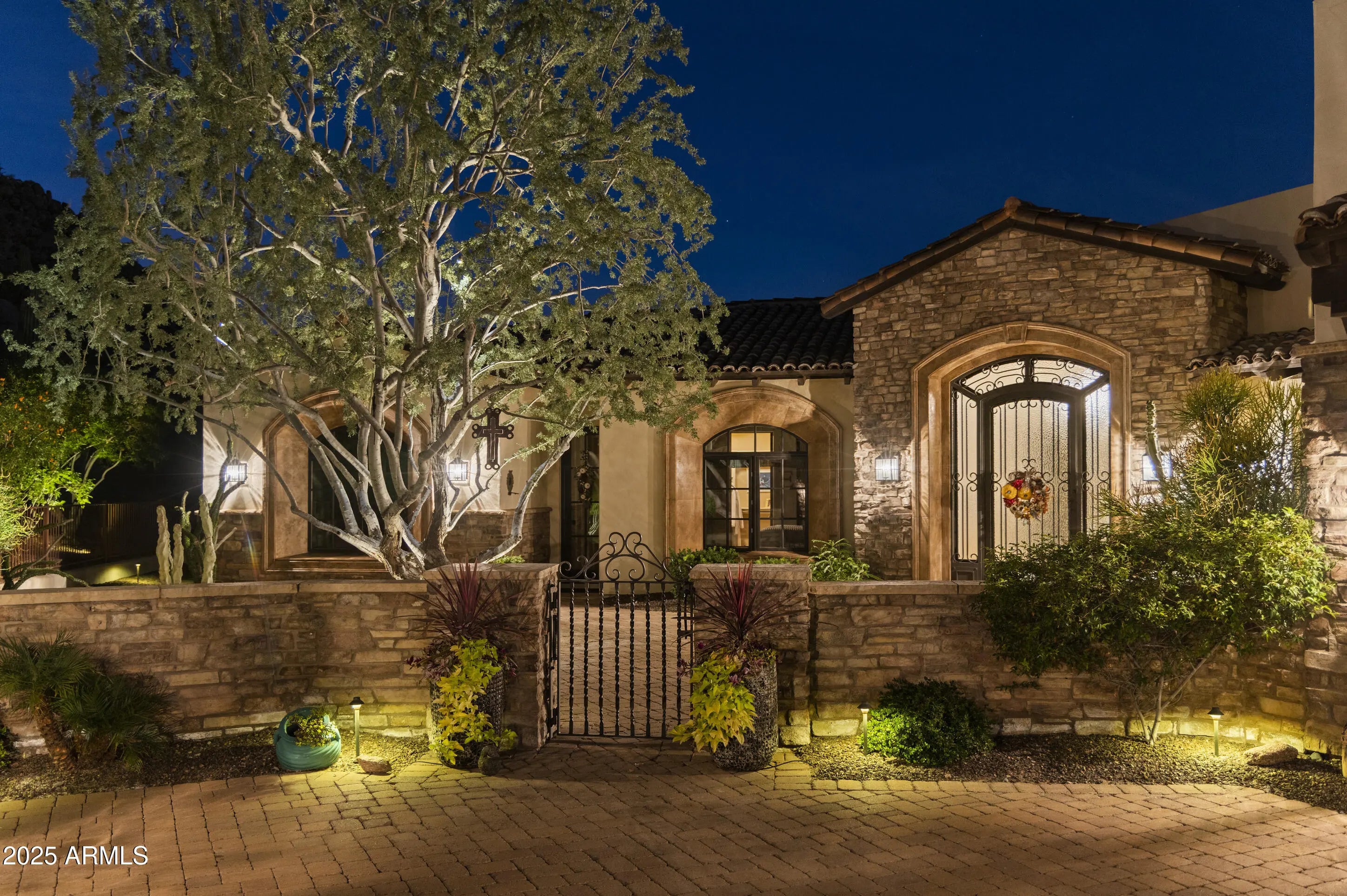 Photo of Listing #6956687