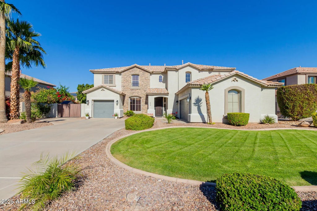 344 E Hopkins Road, Gilbert
