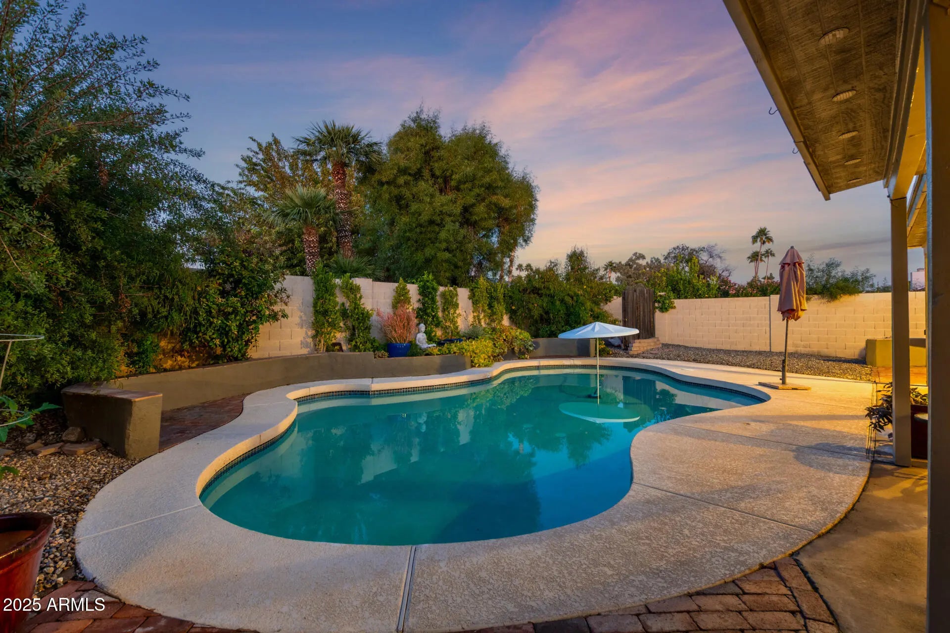 Photo of Listing #6957137