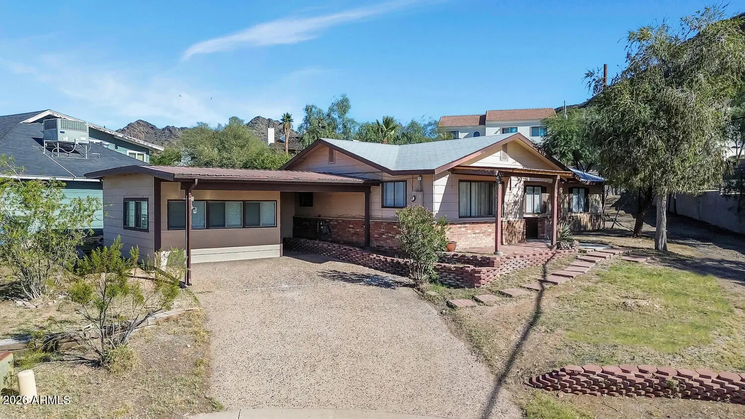 Photo of Listing #6977304