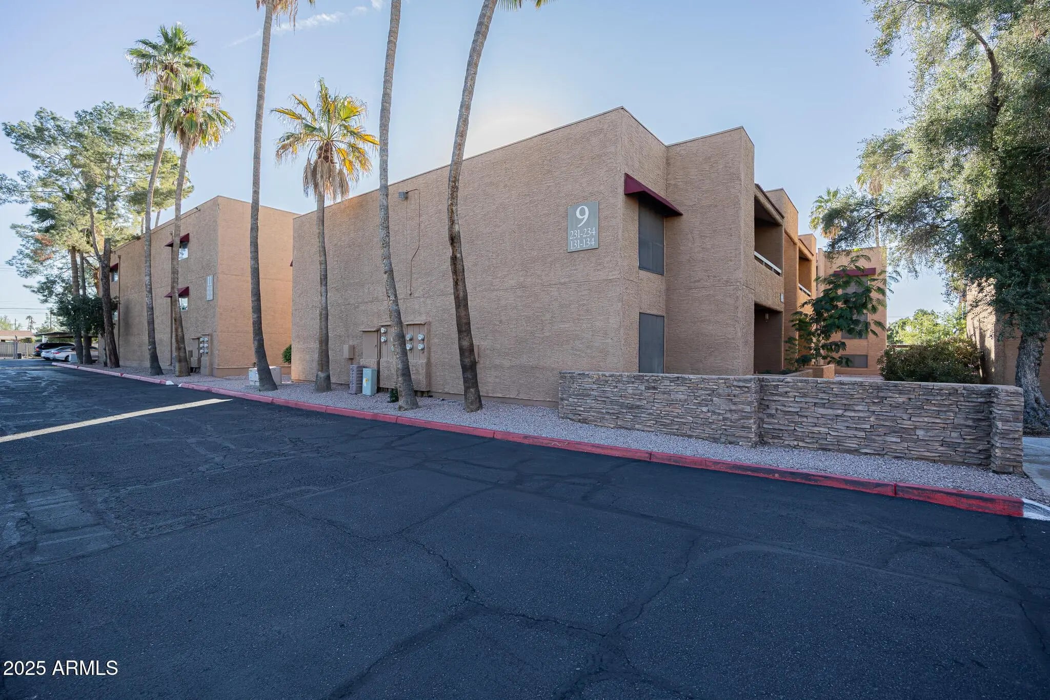 Photo of Listing #6955862