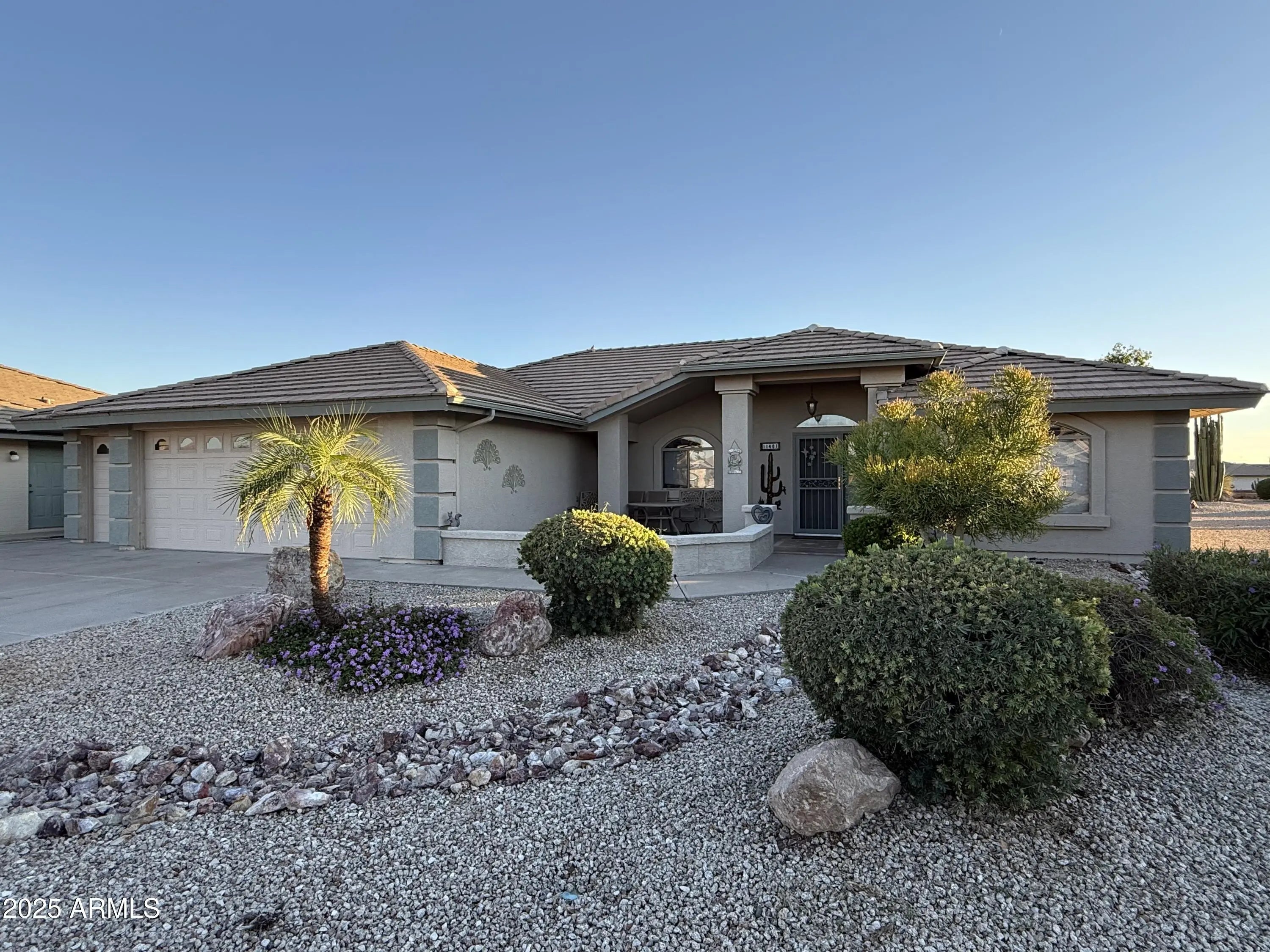 Photo of Listing #6955972