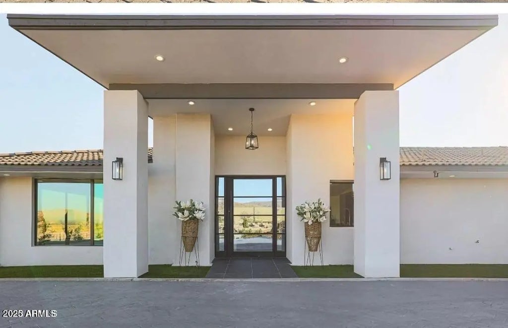 2809 E Frye Road, Phoenix