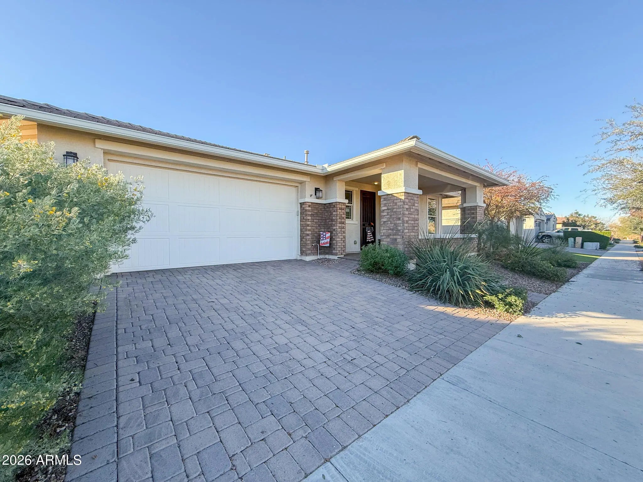 Photo of Listing #6956216