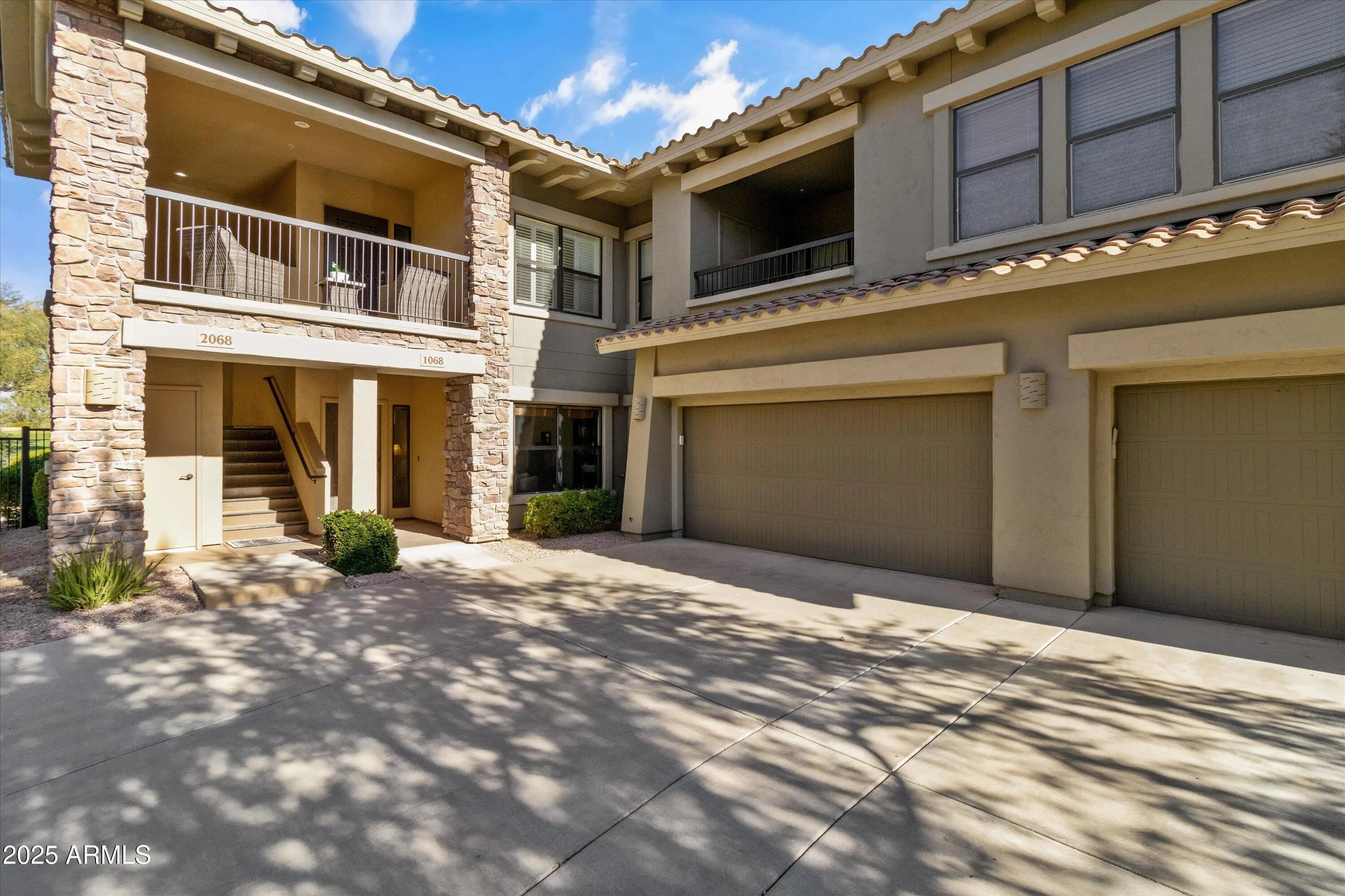 Photo of Listing #6957871