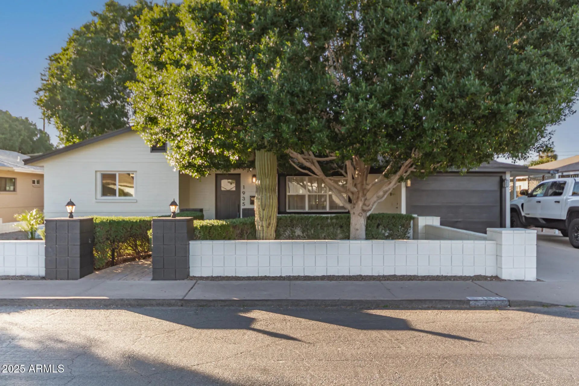 Photo of Listing #6956433