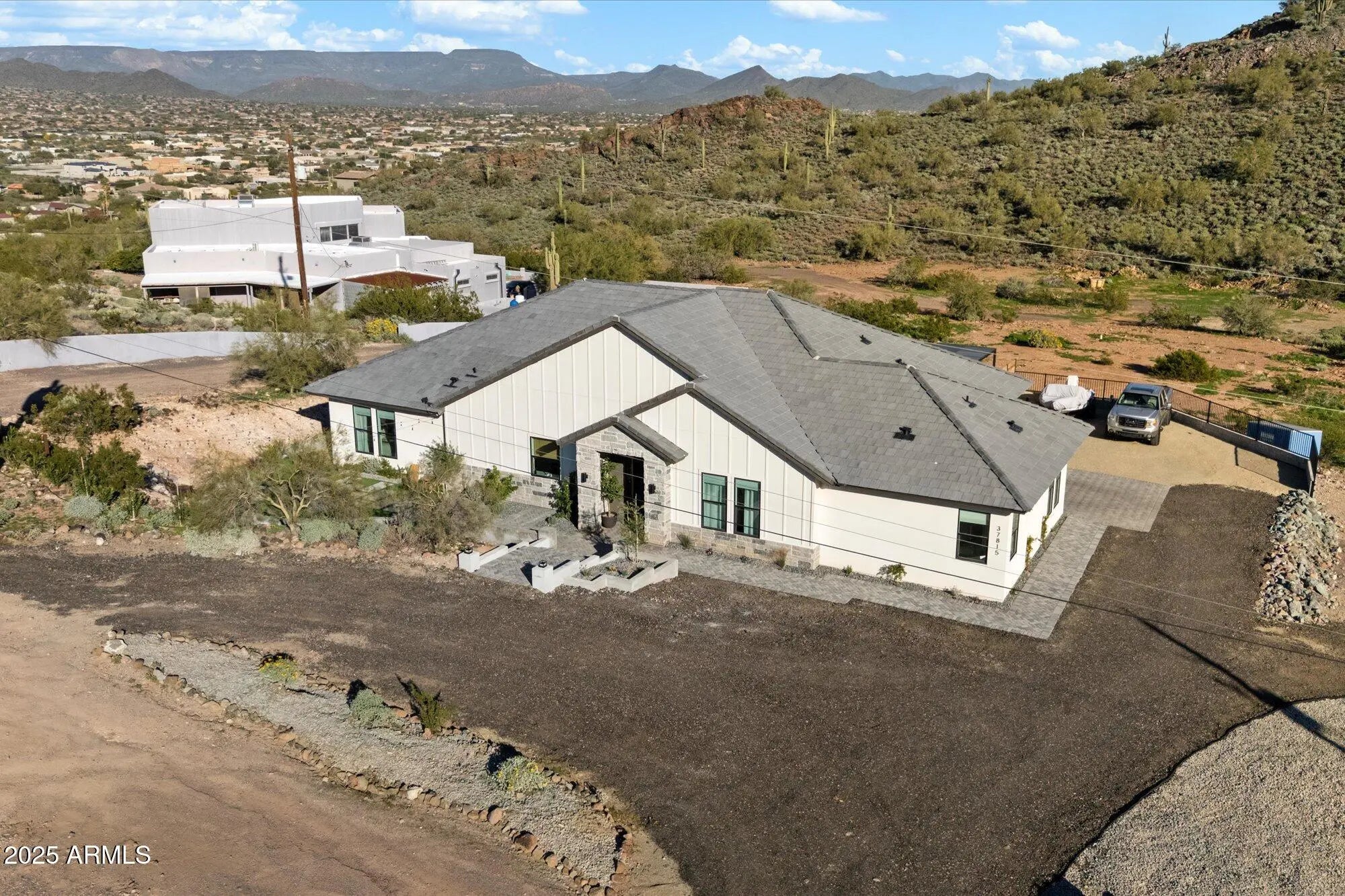 Photo of Listing #6956574