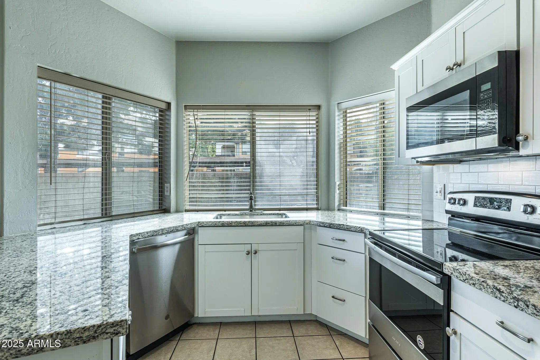 Photo of Listing #6957297