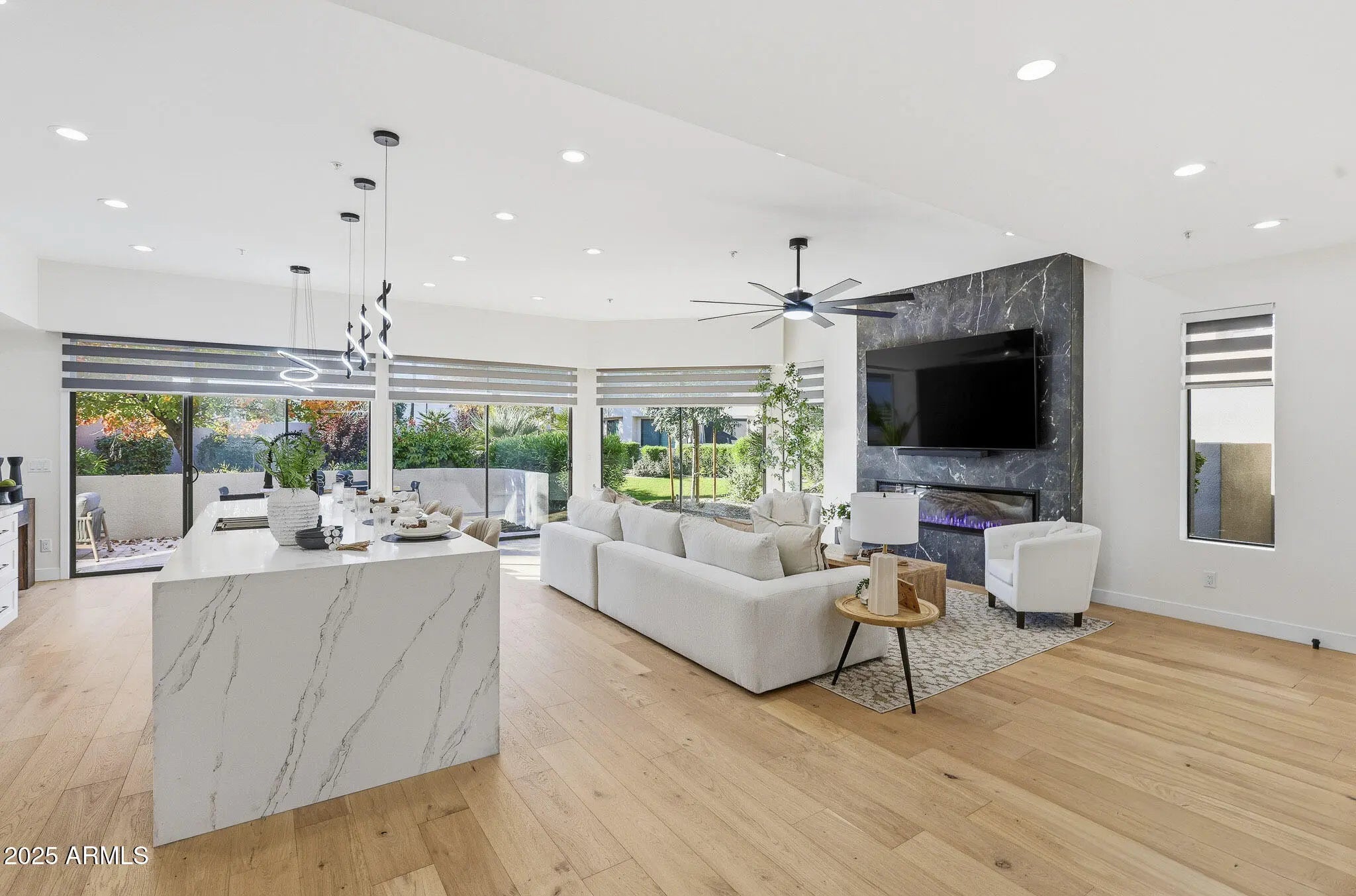 Photo of Listing #6956899