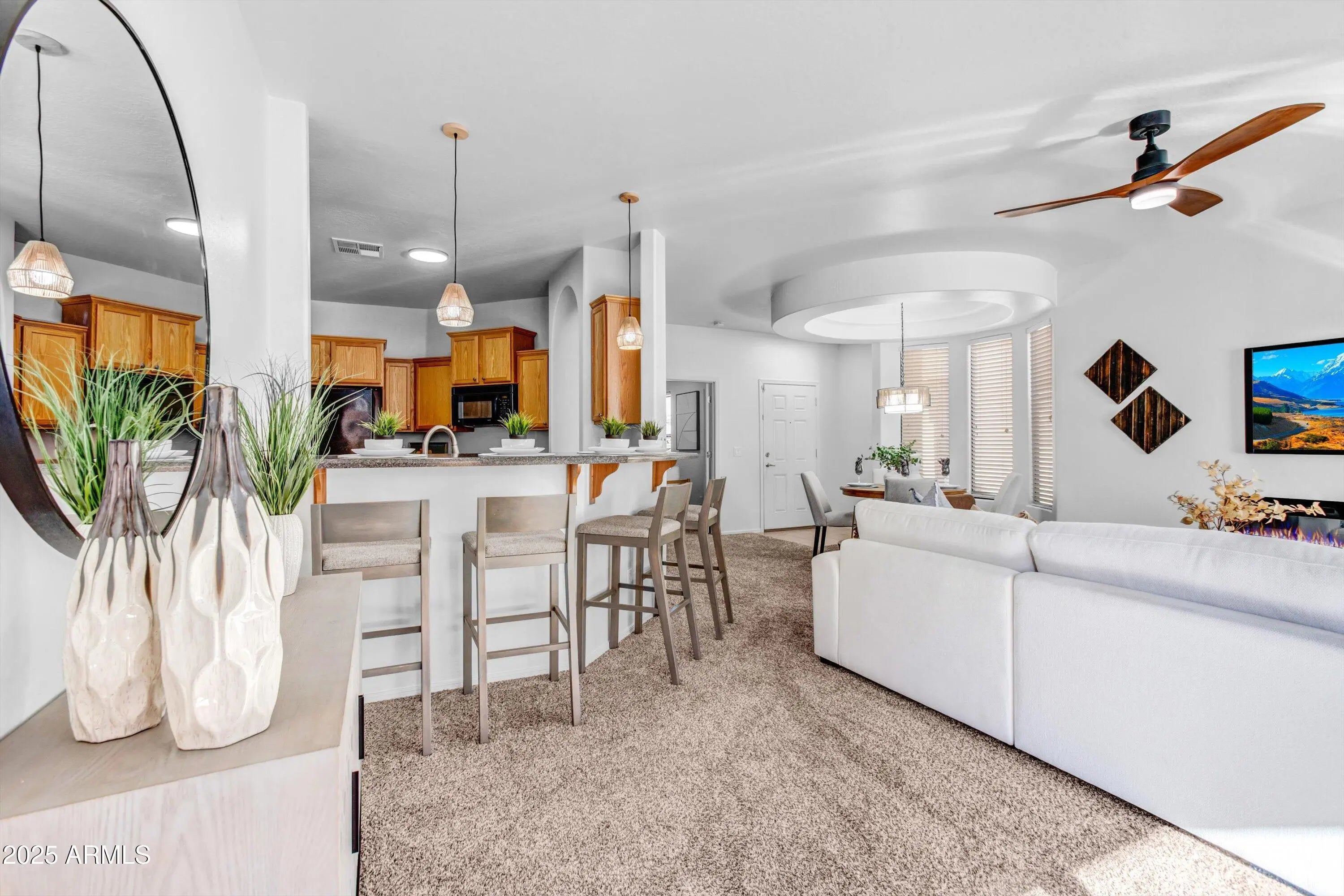 Photo of Listing #6957028