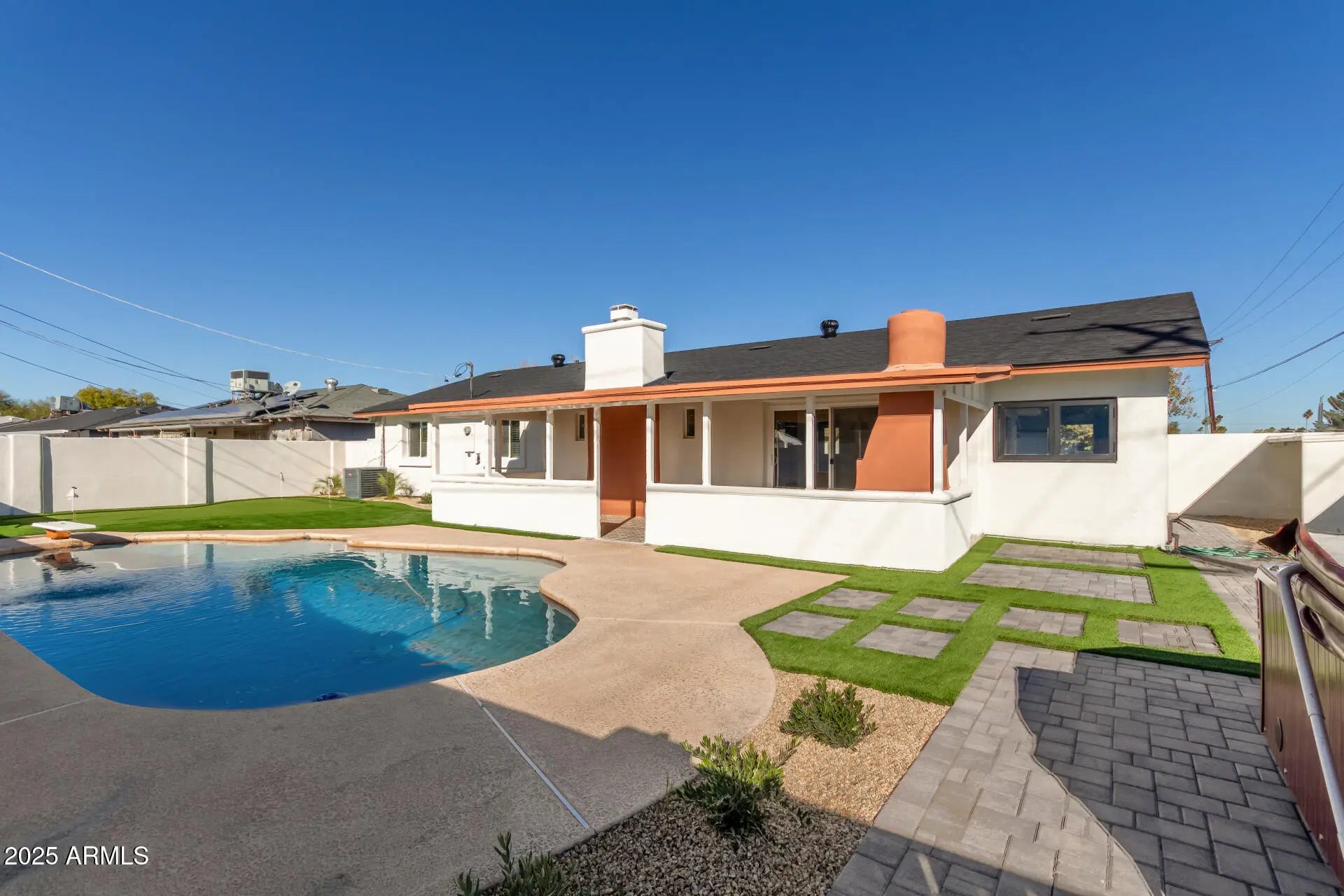 Photo of Listing #6957164