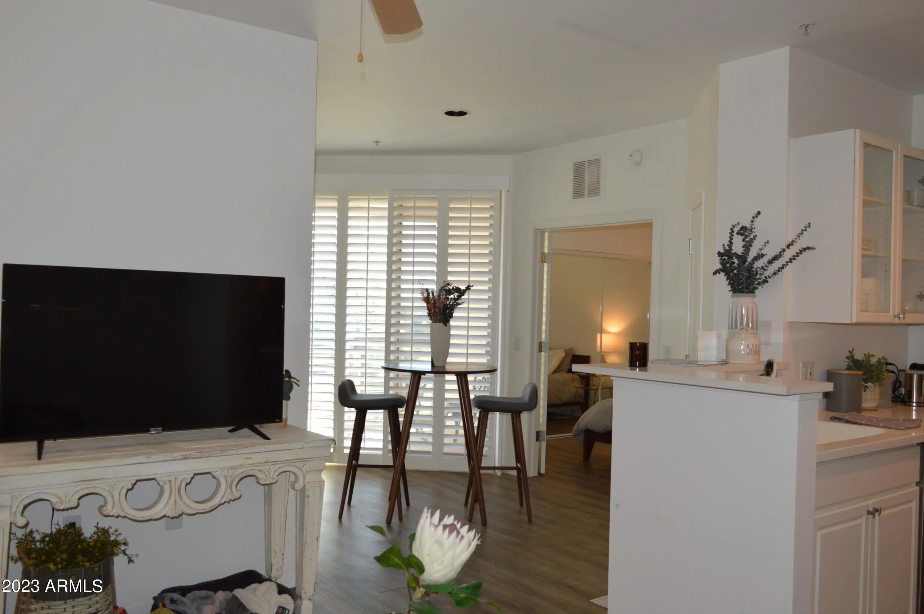 Photo of Listing #6957239