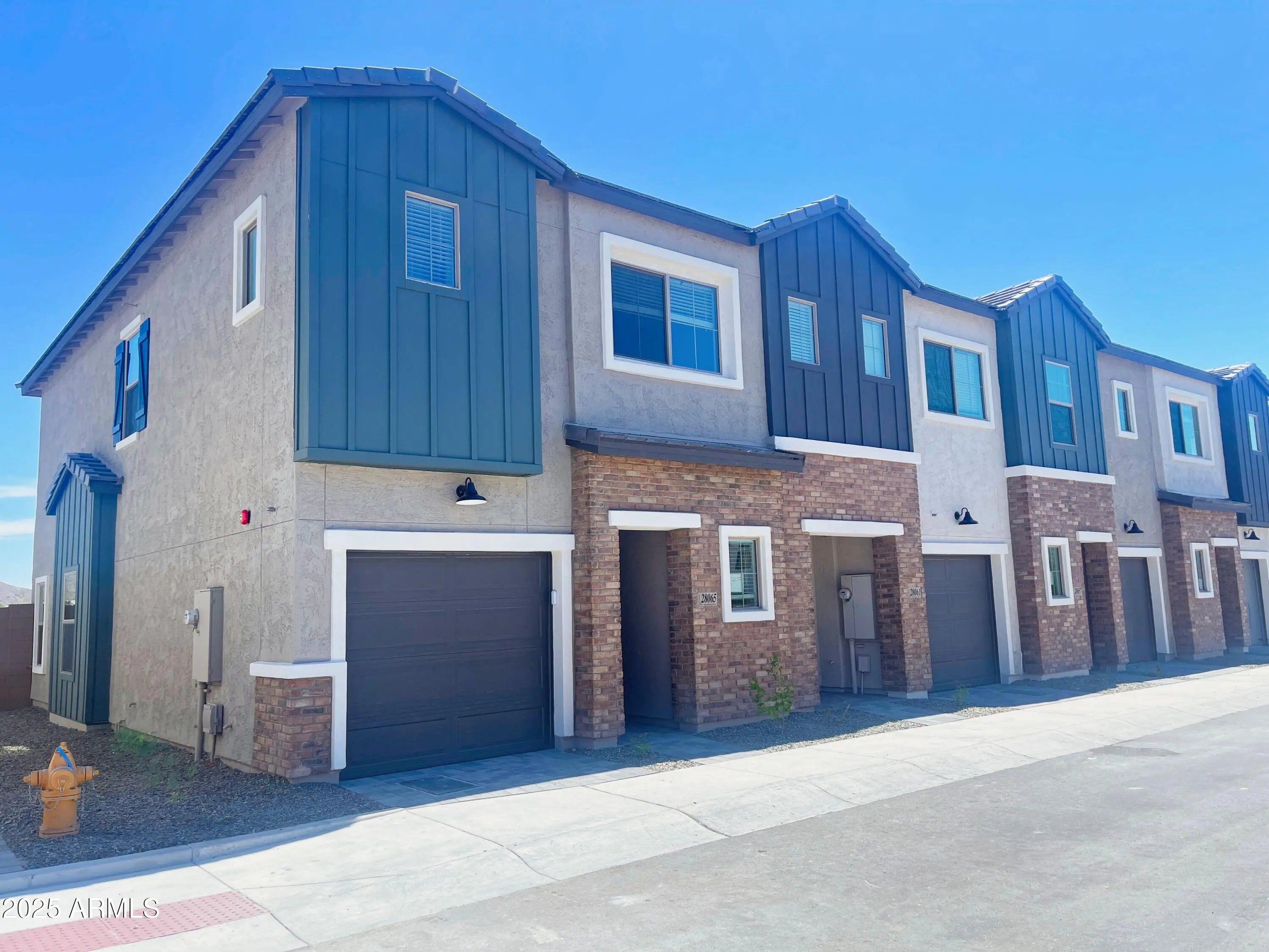 Photo of Listing #6957292