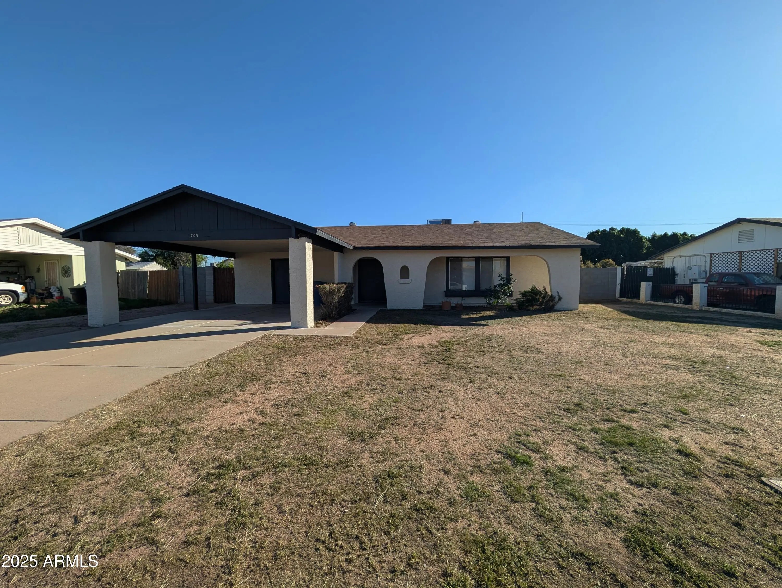 Photo of Listing #6957342