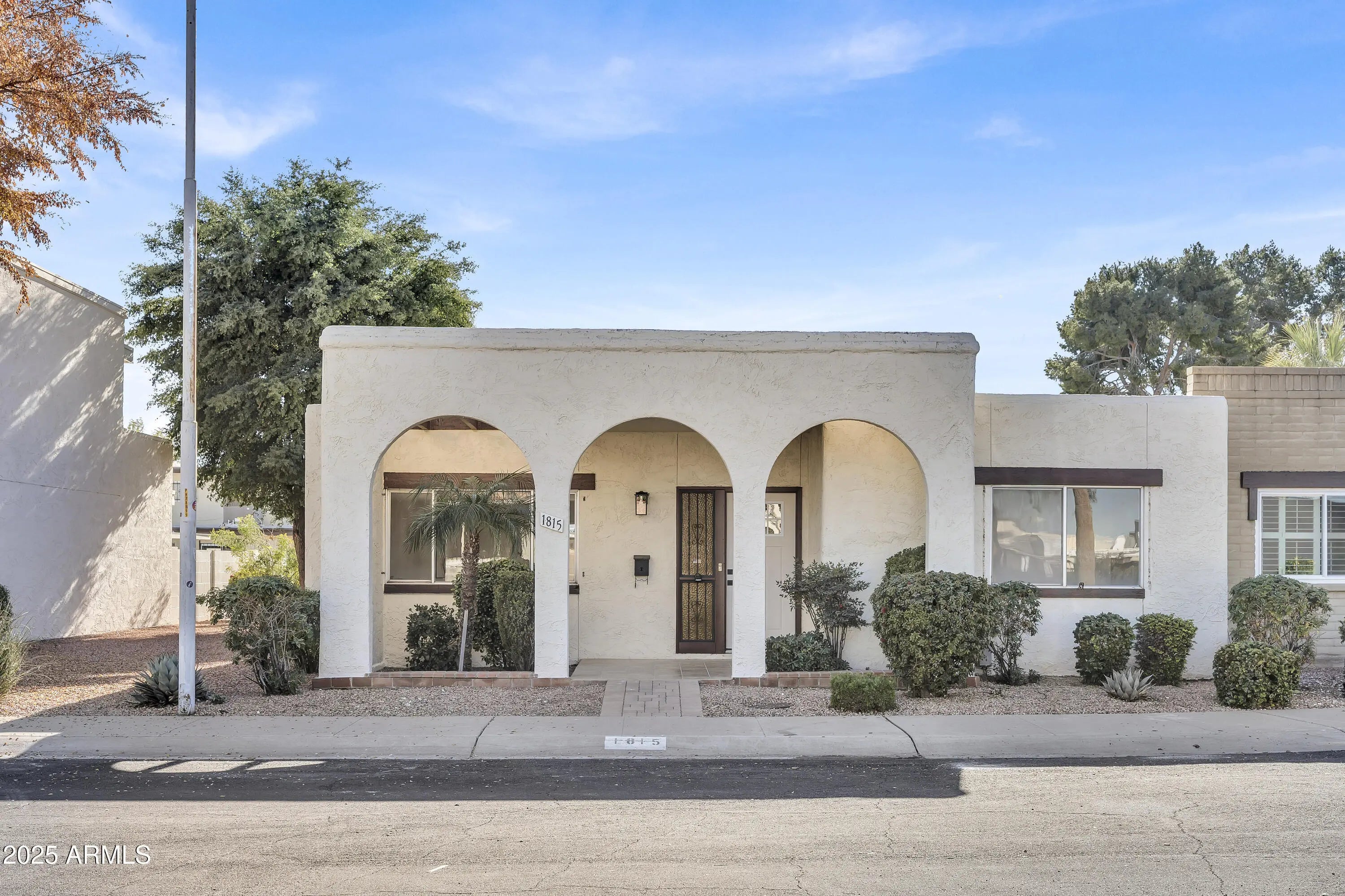 Photo of Listing #6957611