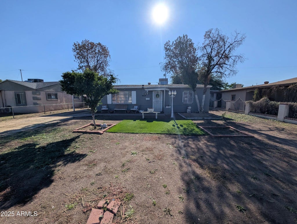 2915 W Pierce Street, Phoenix