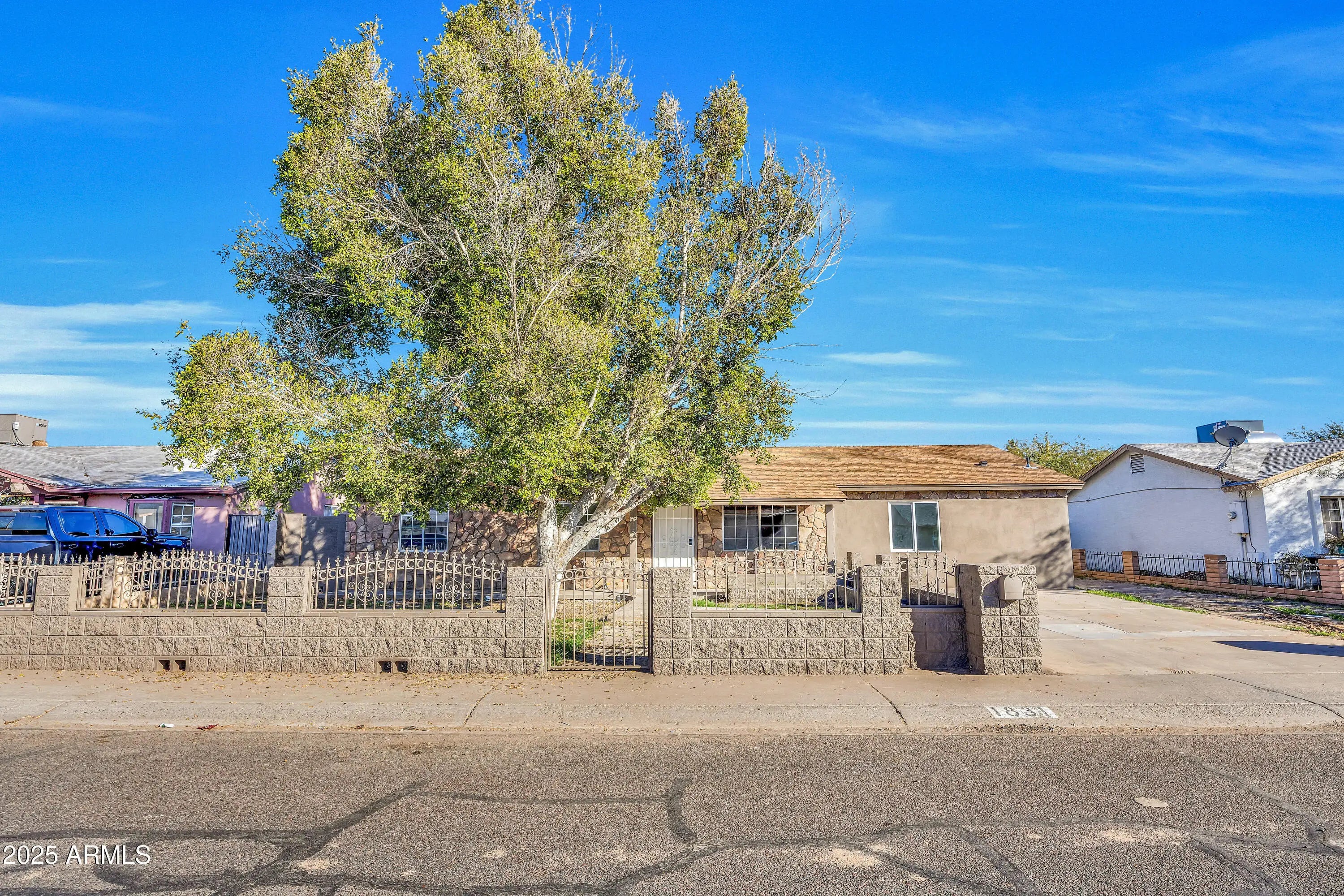 Photo of Listing #6957833