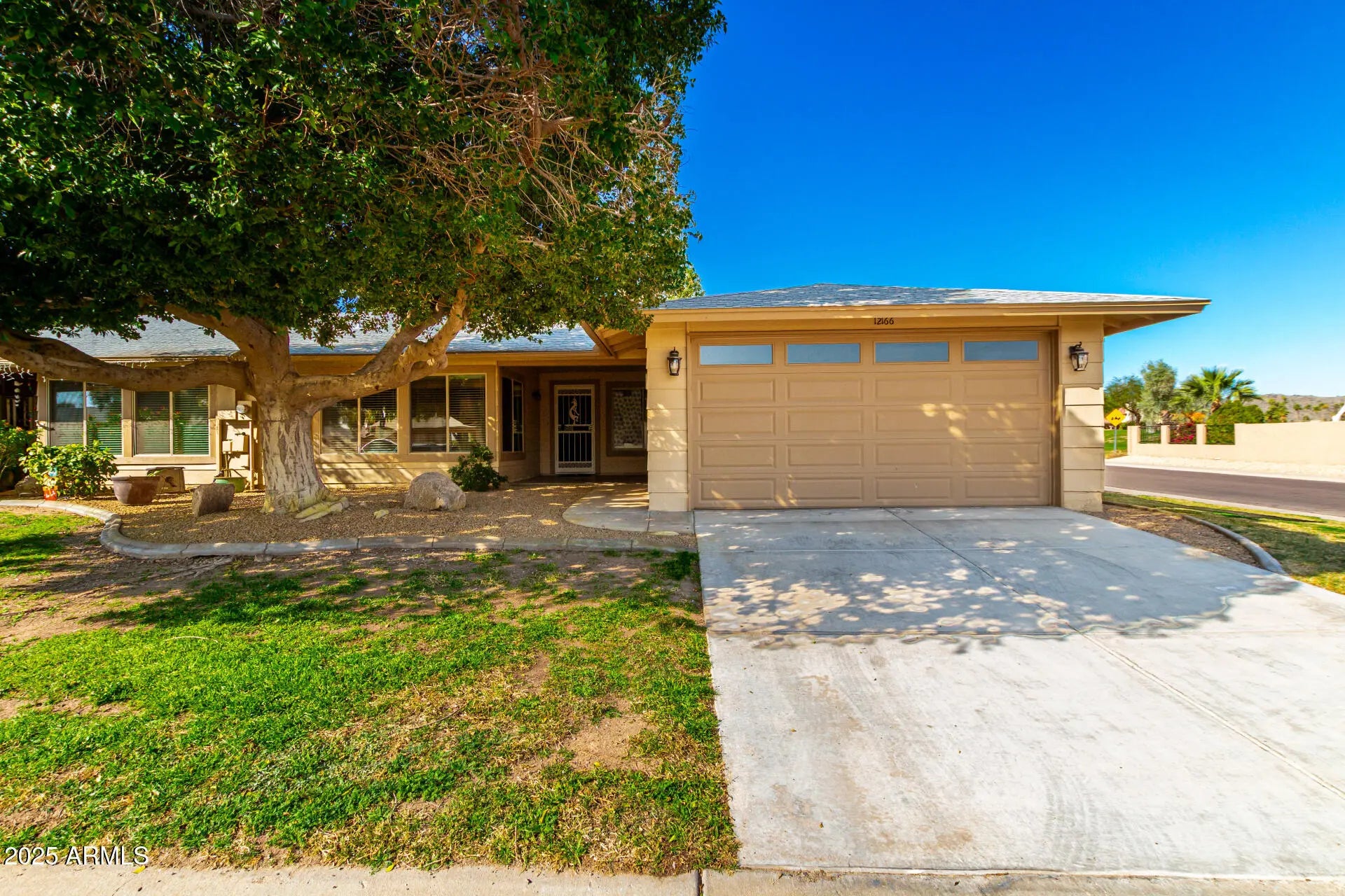 Photo of Listing #6958557