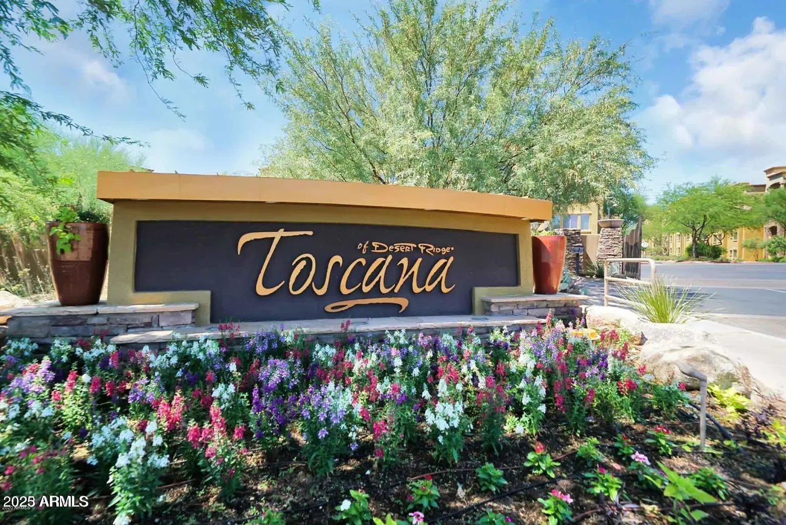 Photo of Listing #6958098